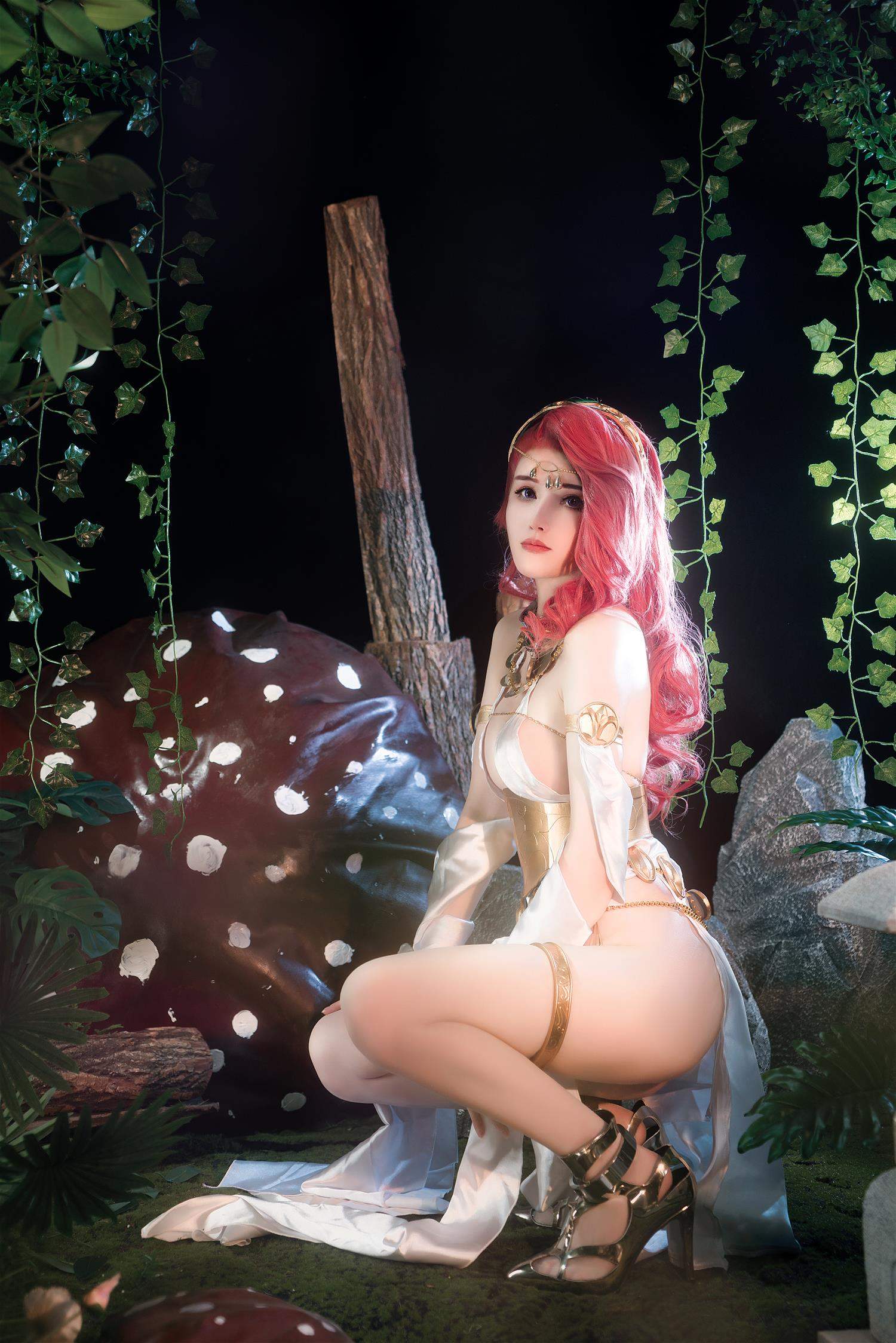 鹿八岁 哥布林女王 [81P1V-2.03GB]