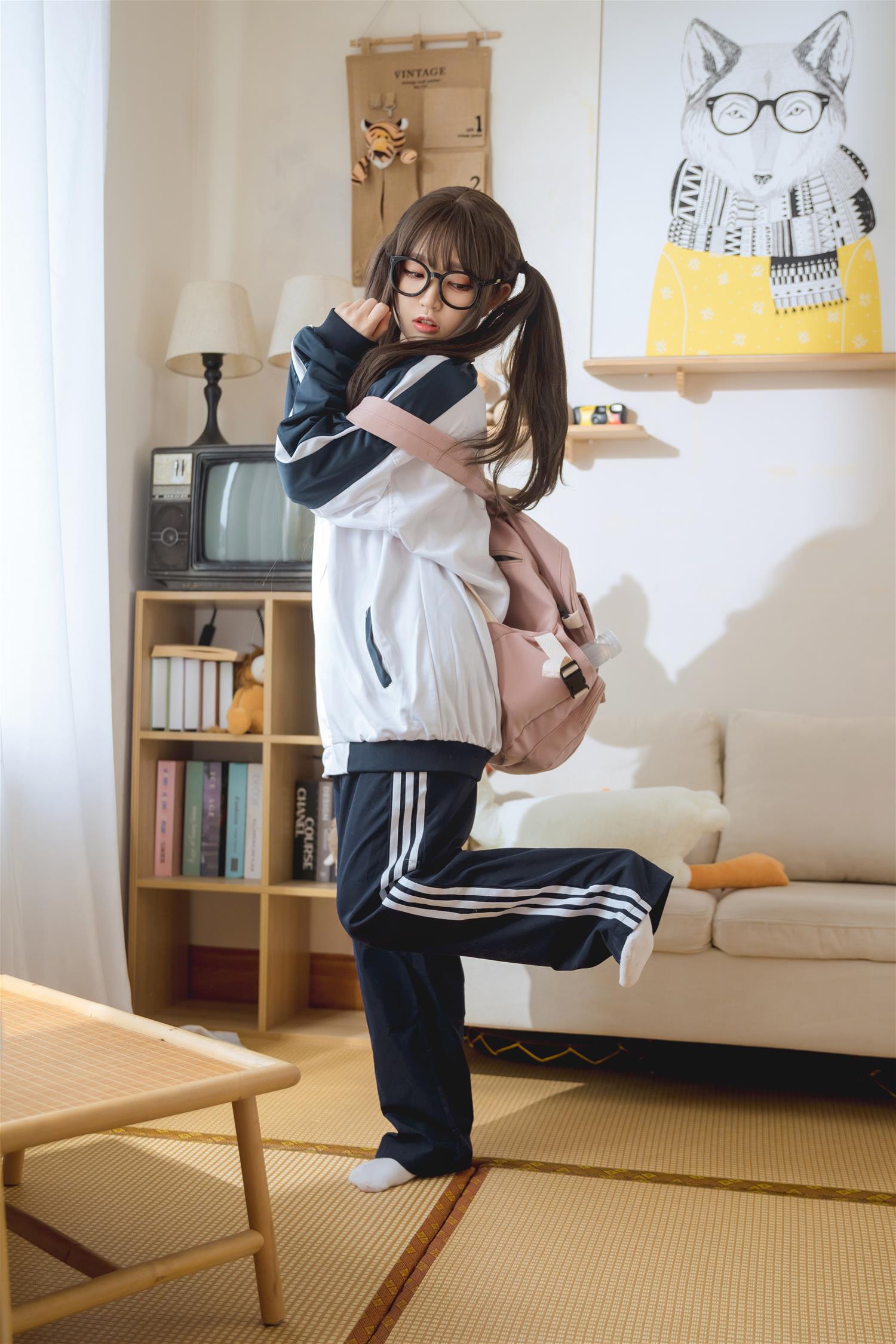 神沢永莉 家庭作业 [73P-263MB]