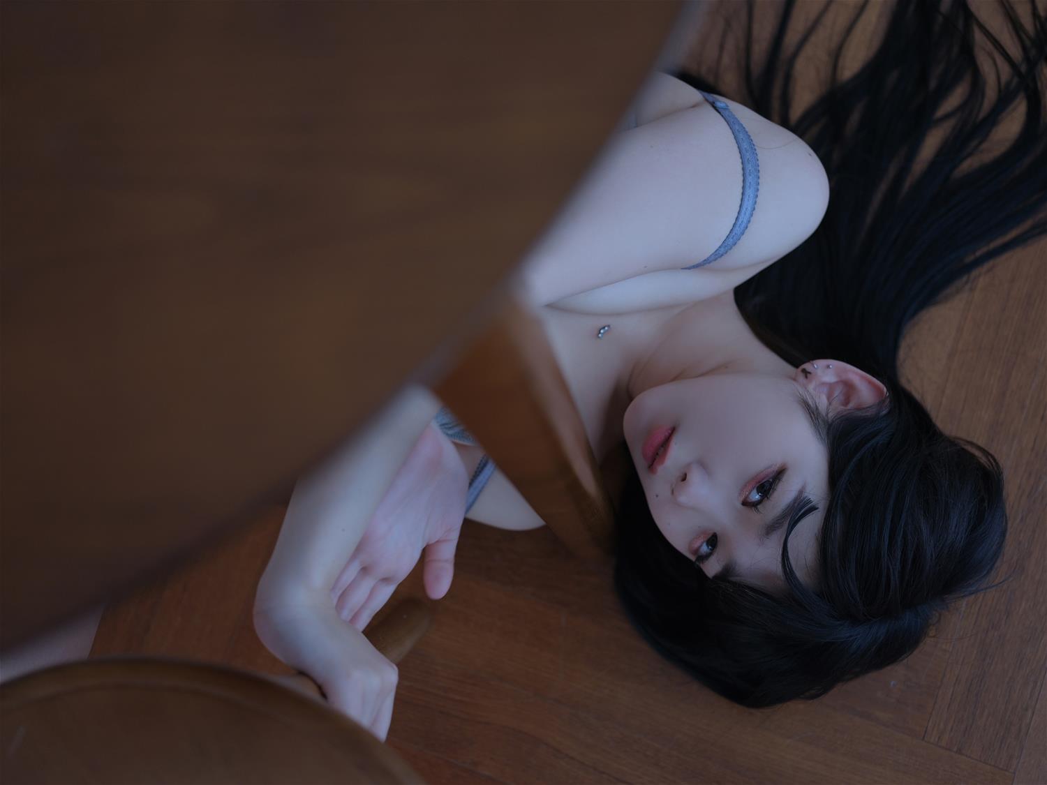 Zia (지아)  Yo-U Home 01 [95P1V-2.11GB]