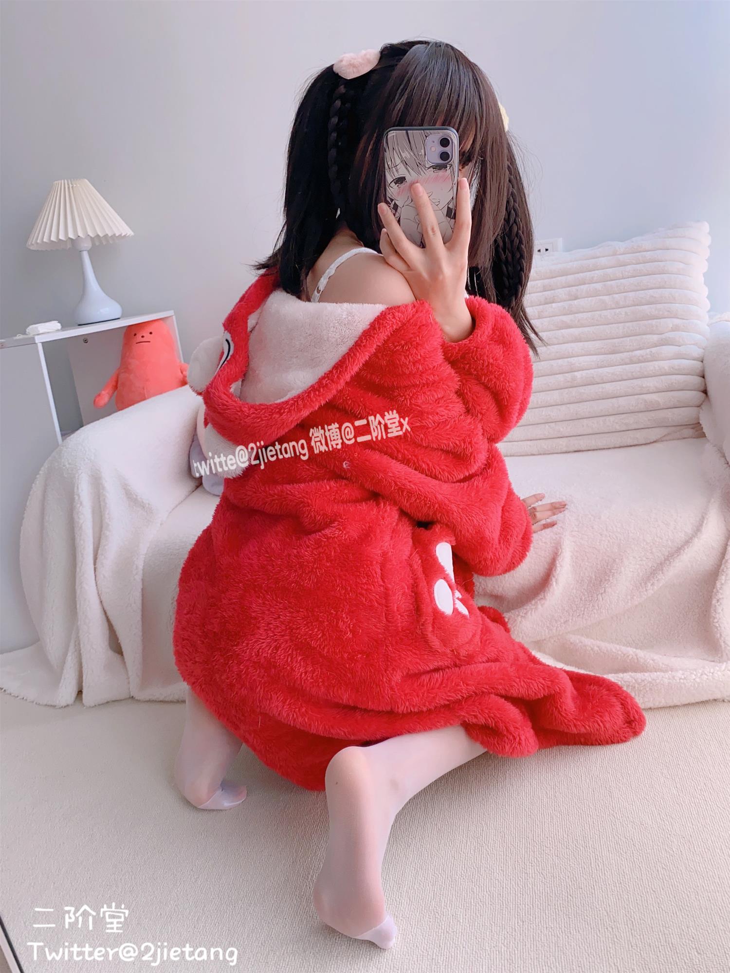 二阶堂 红色熊衣 [134P1V-205MB]