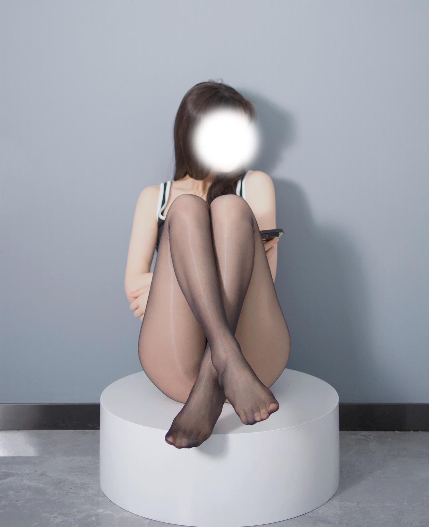 禅院熏 油光黑丝 [39P-322MB]