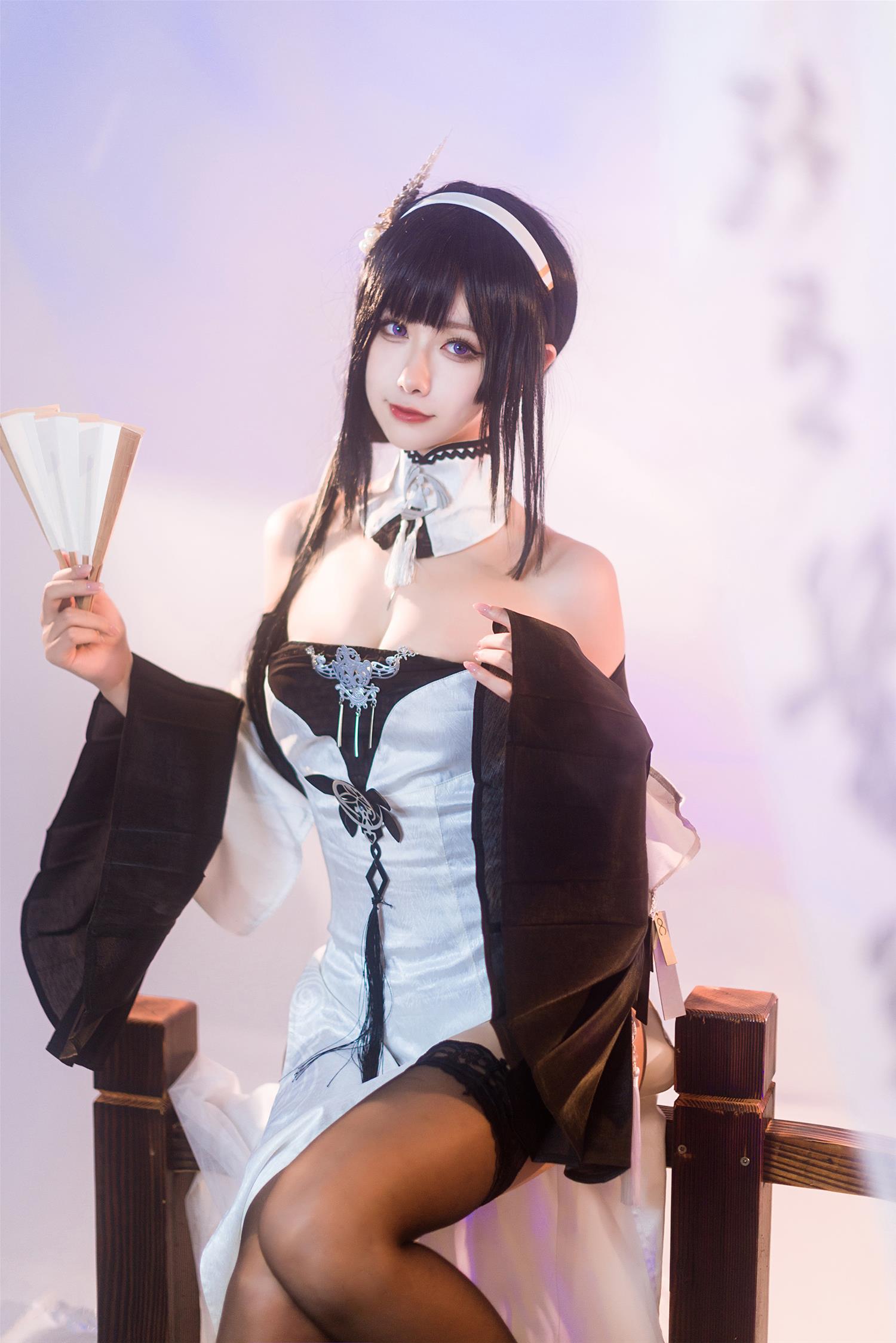 Momoko葵葵 碧蓝航线镇海 奇奢花苑 [24P-52MB]