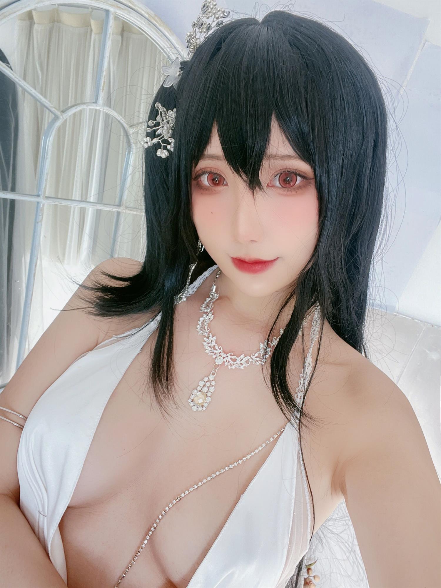 九曲Jean 大凤婚纱自拍 [46P-110MB]