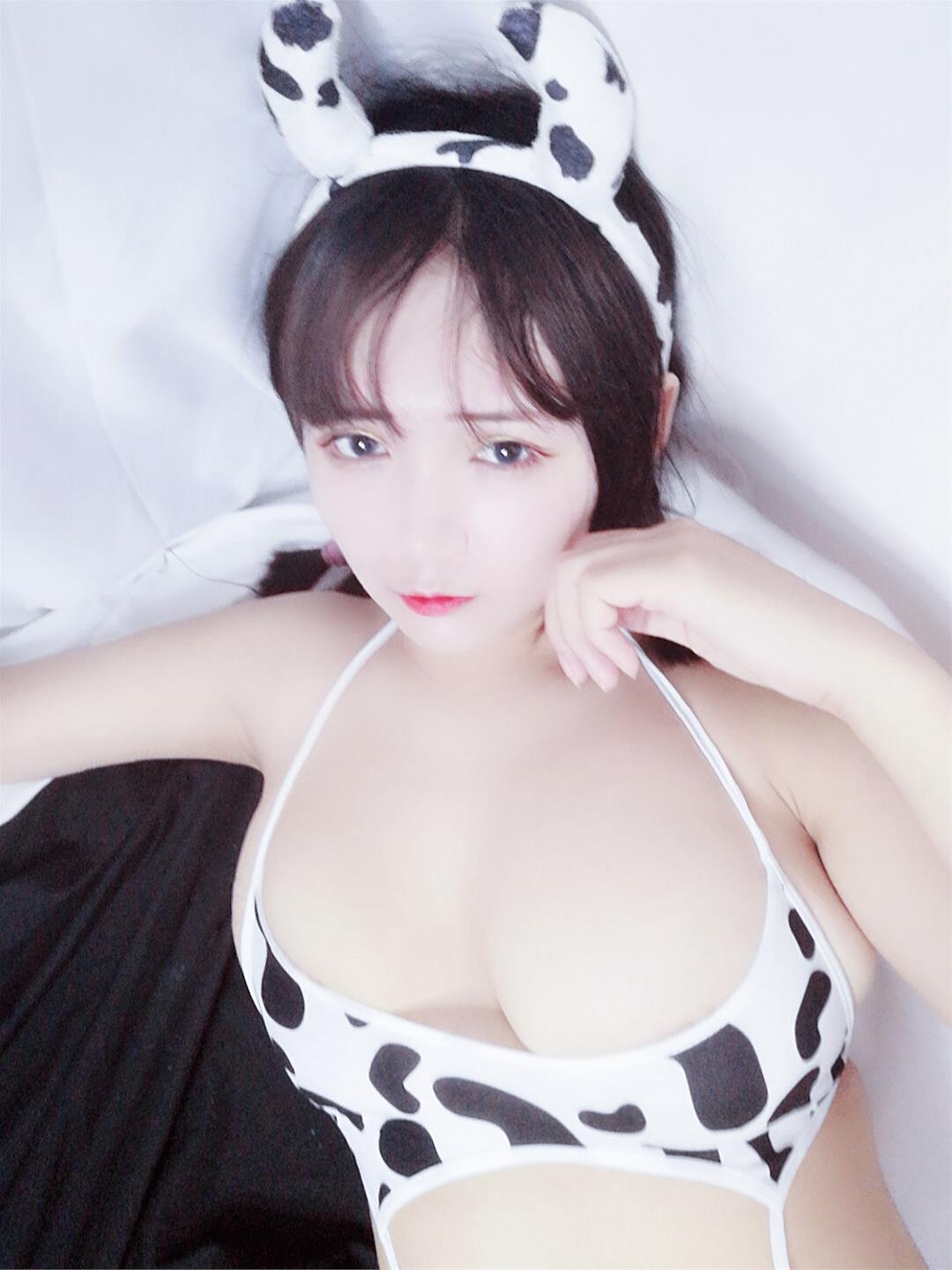 小阿鹿 连体奶牛 [29P-20MB]