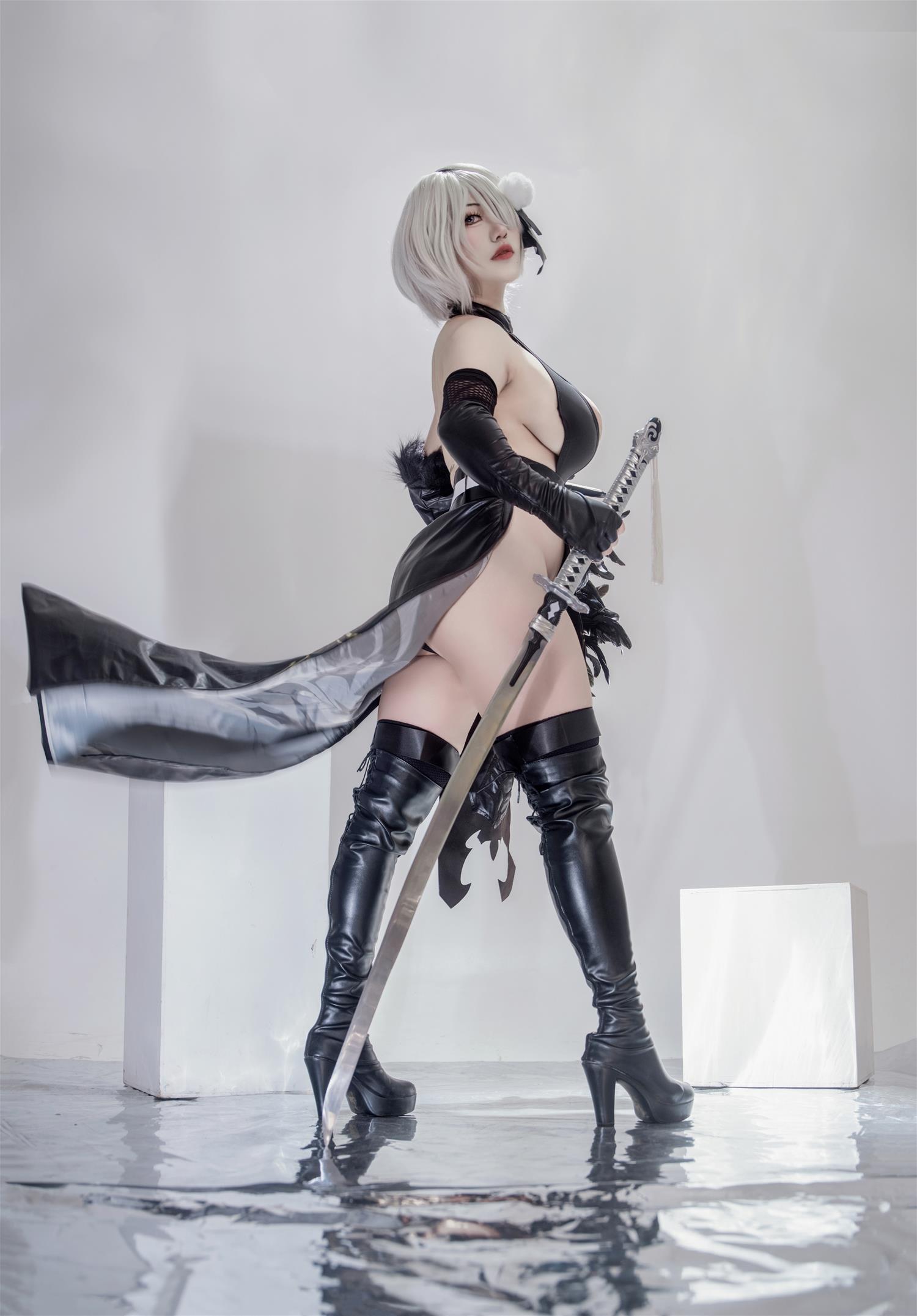 羊之甘露 2B同人旗袍X羊の机密 [23P-183MB]