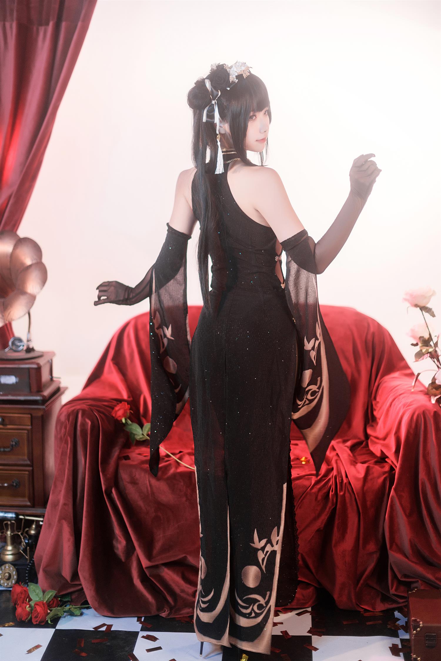 Momoko葵葵 碧蓝航线镇海 奇奢花苑 [24P-52MB]