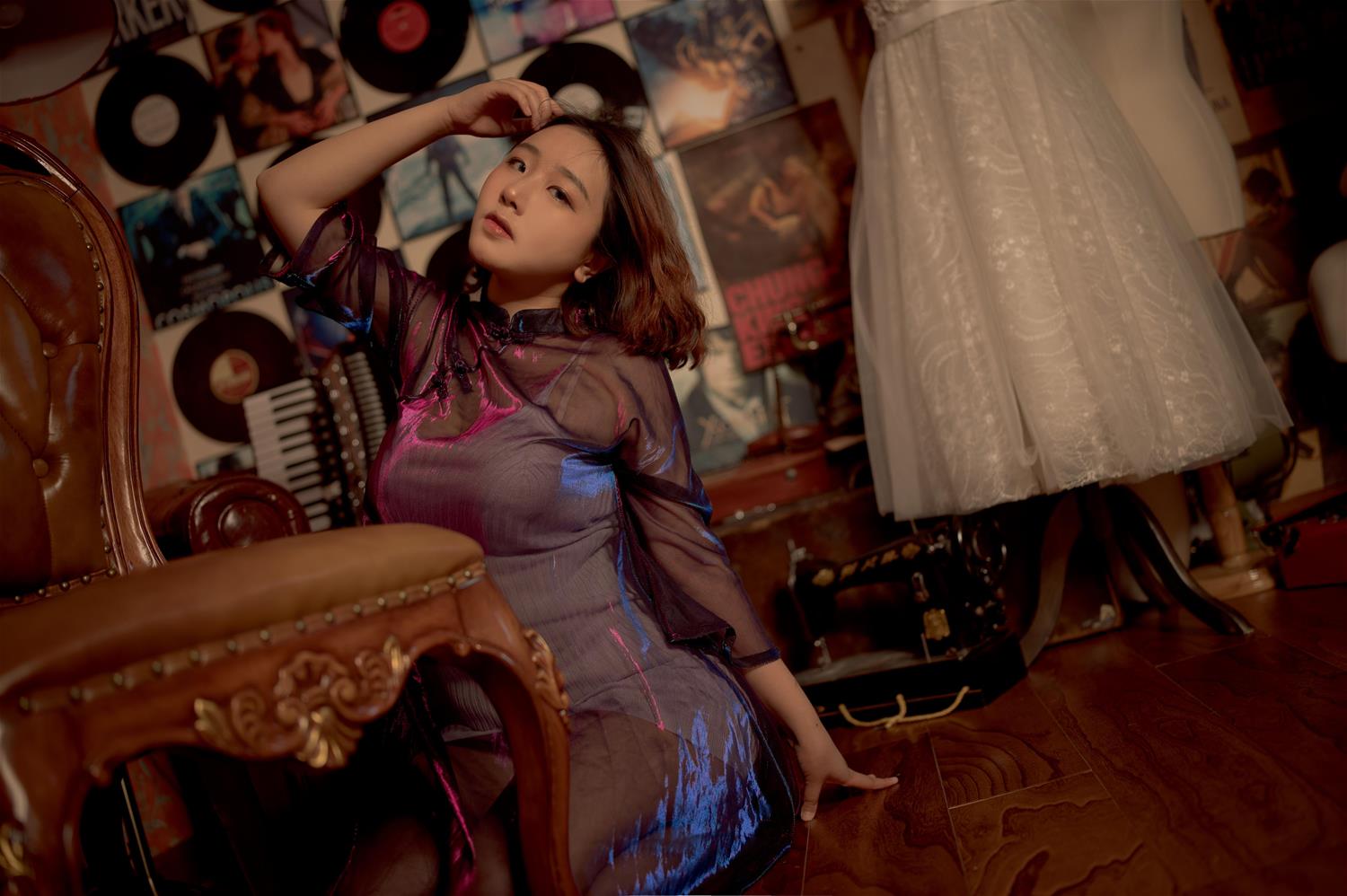 穆零Mu0 旗袍 [13P-16MB]