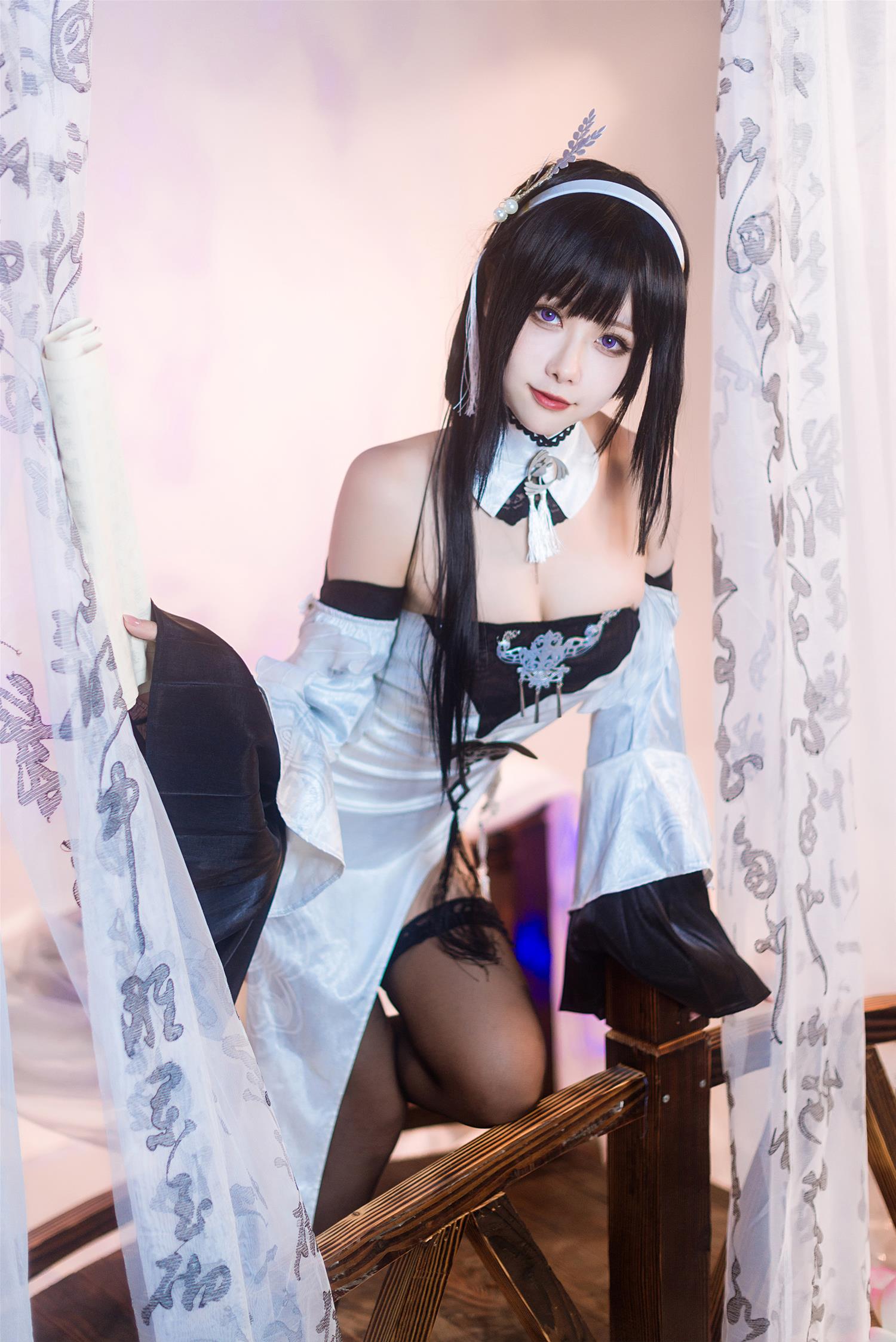 Momoko葵葵 碧蓝航线镇海 奇奢花苑 [24P-52MB]