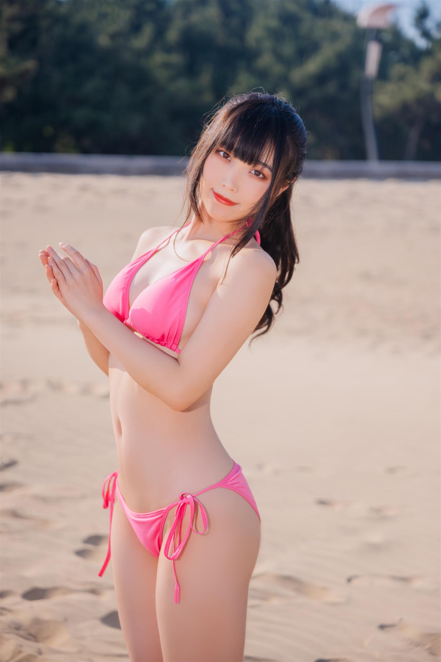 汪知子 粉色比基尼 [30P-180MB]