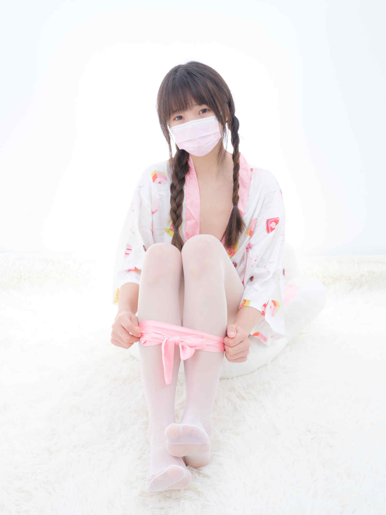 森萝财团 内部VIP 春雪-003 4K [112P2V-5.60GB]