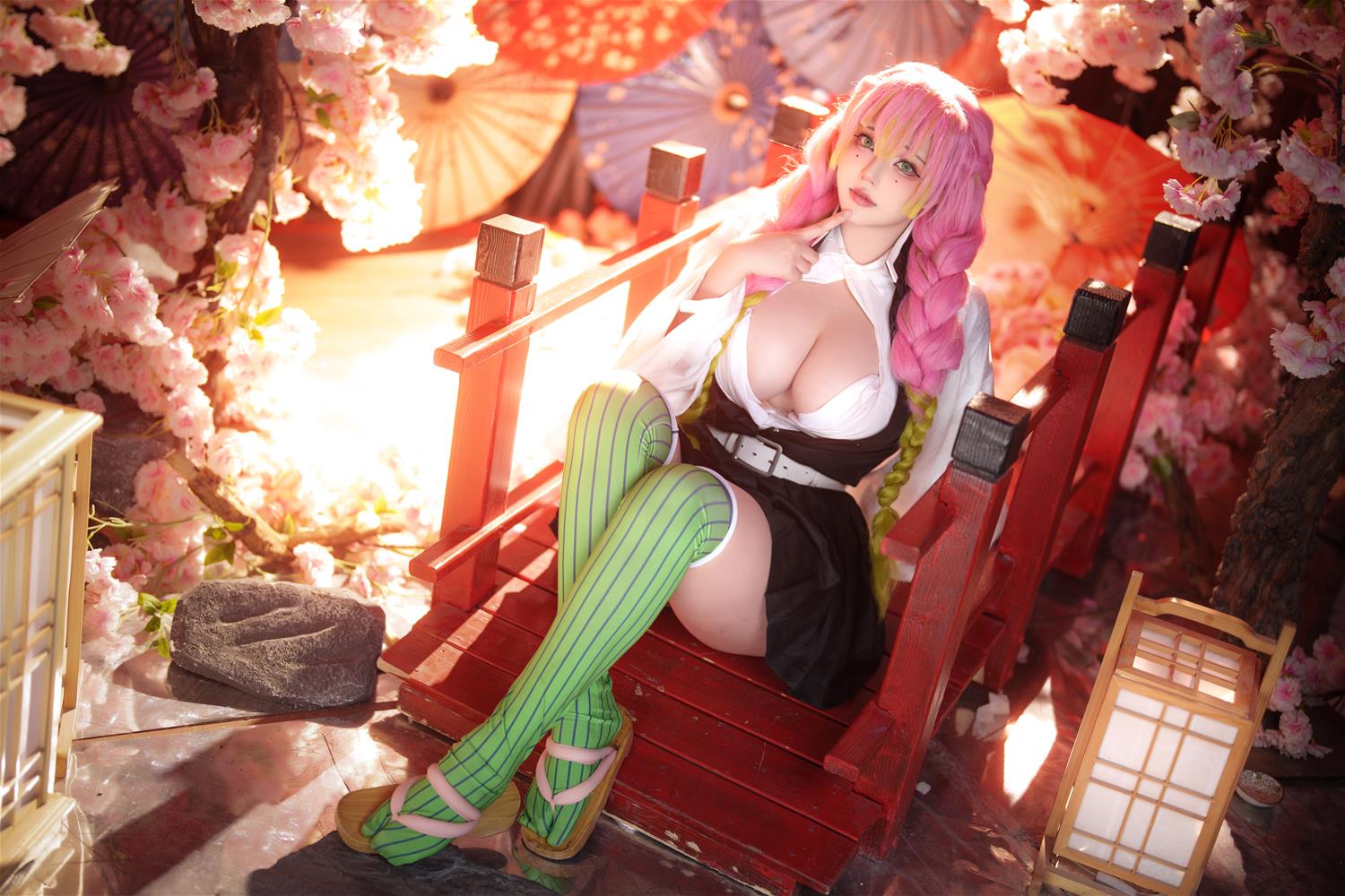 菌烨tako 甘露寺队服 [9P-120MB]