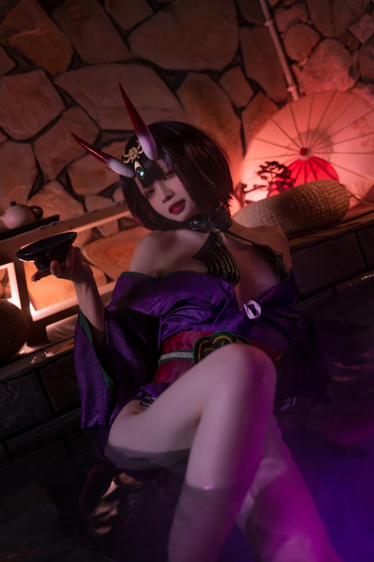 可可老师 酒吞温泉 [51P-326MB]