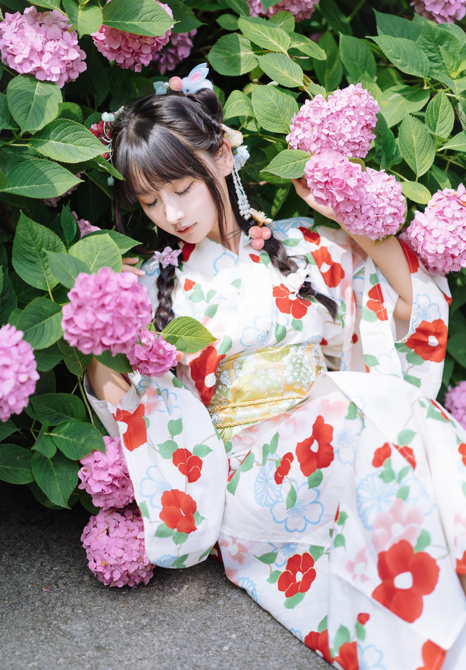 紫氯氯 无尽夏 [18P-53MB]