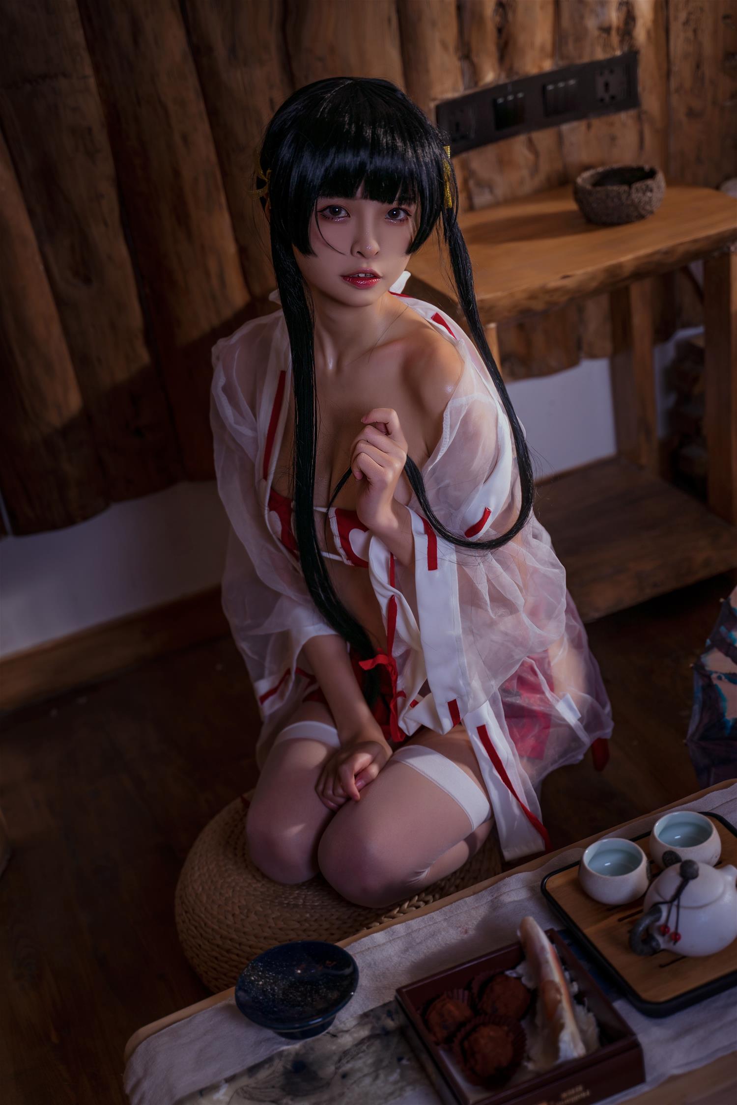 可可老师 温泉巫女 [50P-332MB]