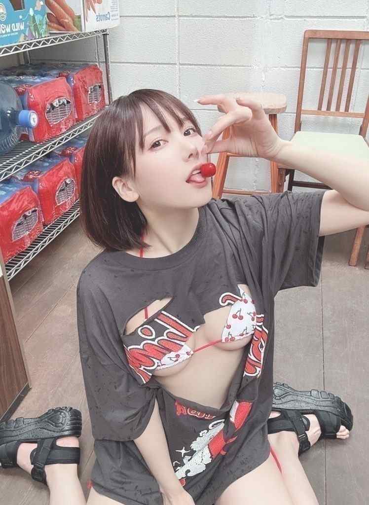 けん研 (けんけん)  fantia 2023.06 [155P4V-977MB]