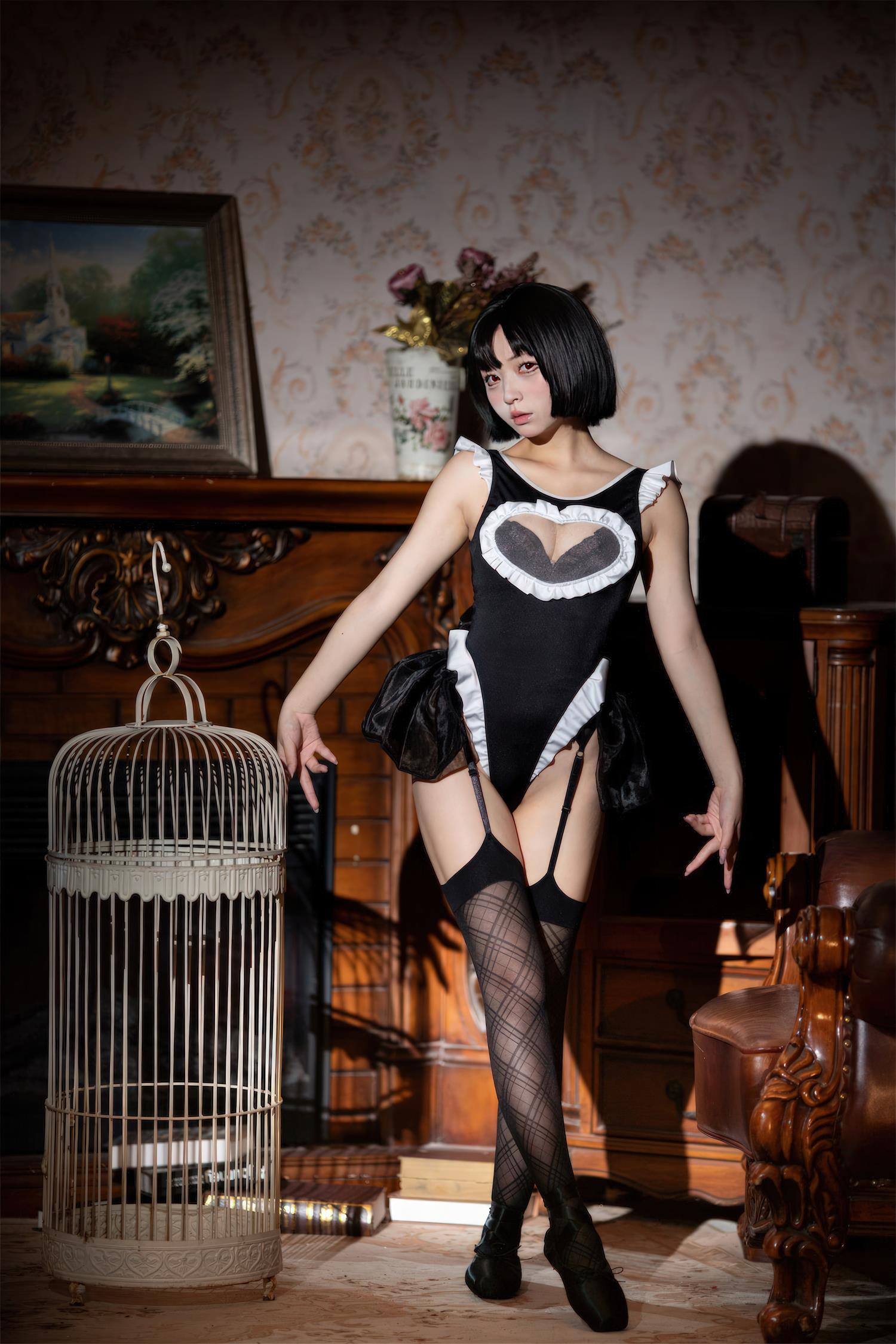 花铃 马戏团芭蕾 吊带袜高叉 [43P-329MB]