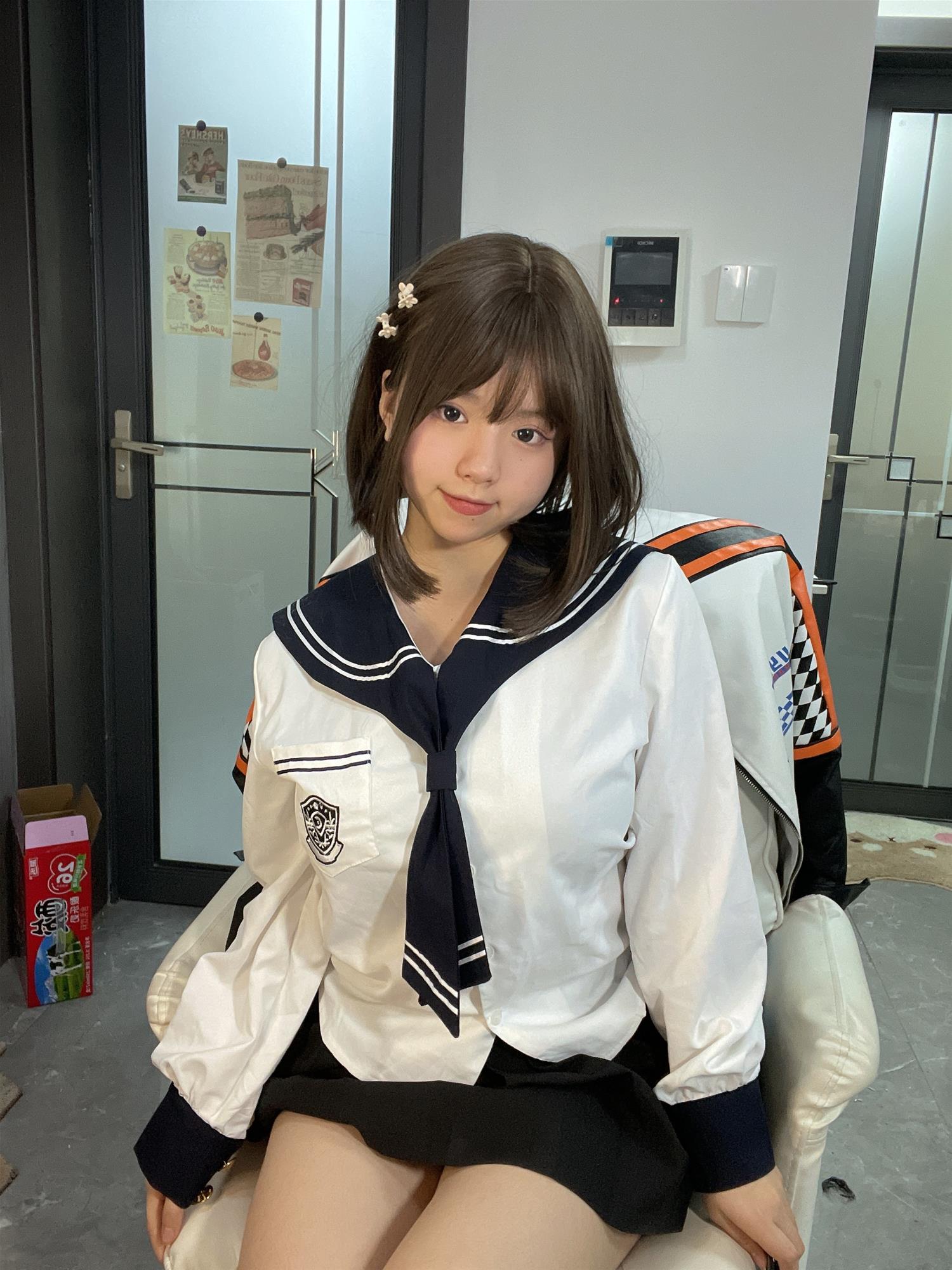 葱油饼er jk女高 [15P-20MB]