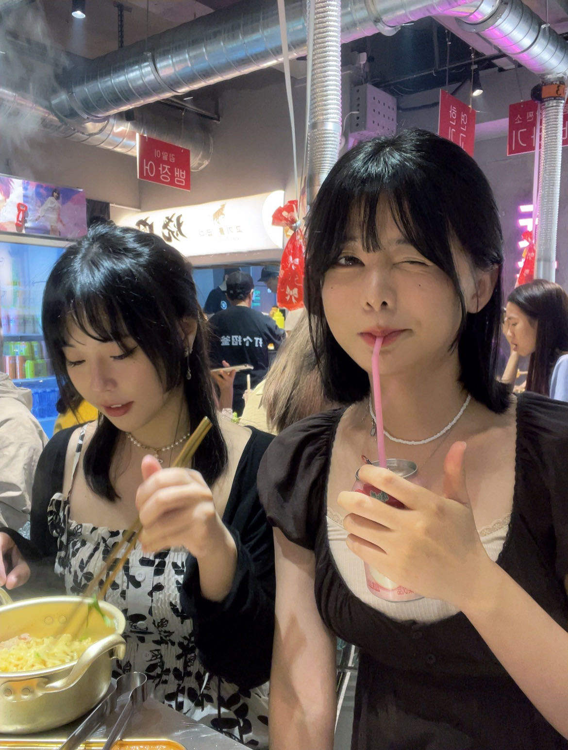 眼酱大魔王w 23年05月fantia会员合集 [54P1V-307MB]