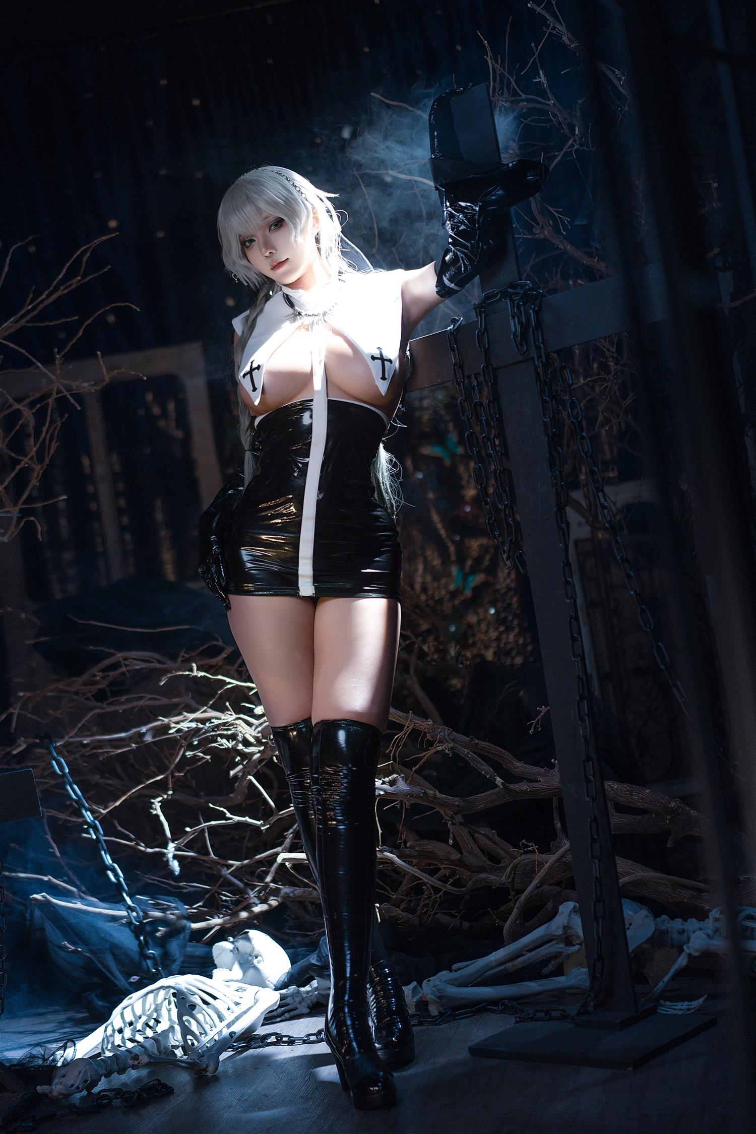 菌烨tako 修女 [3P-78MB]