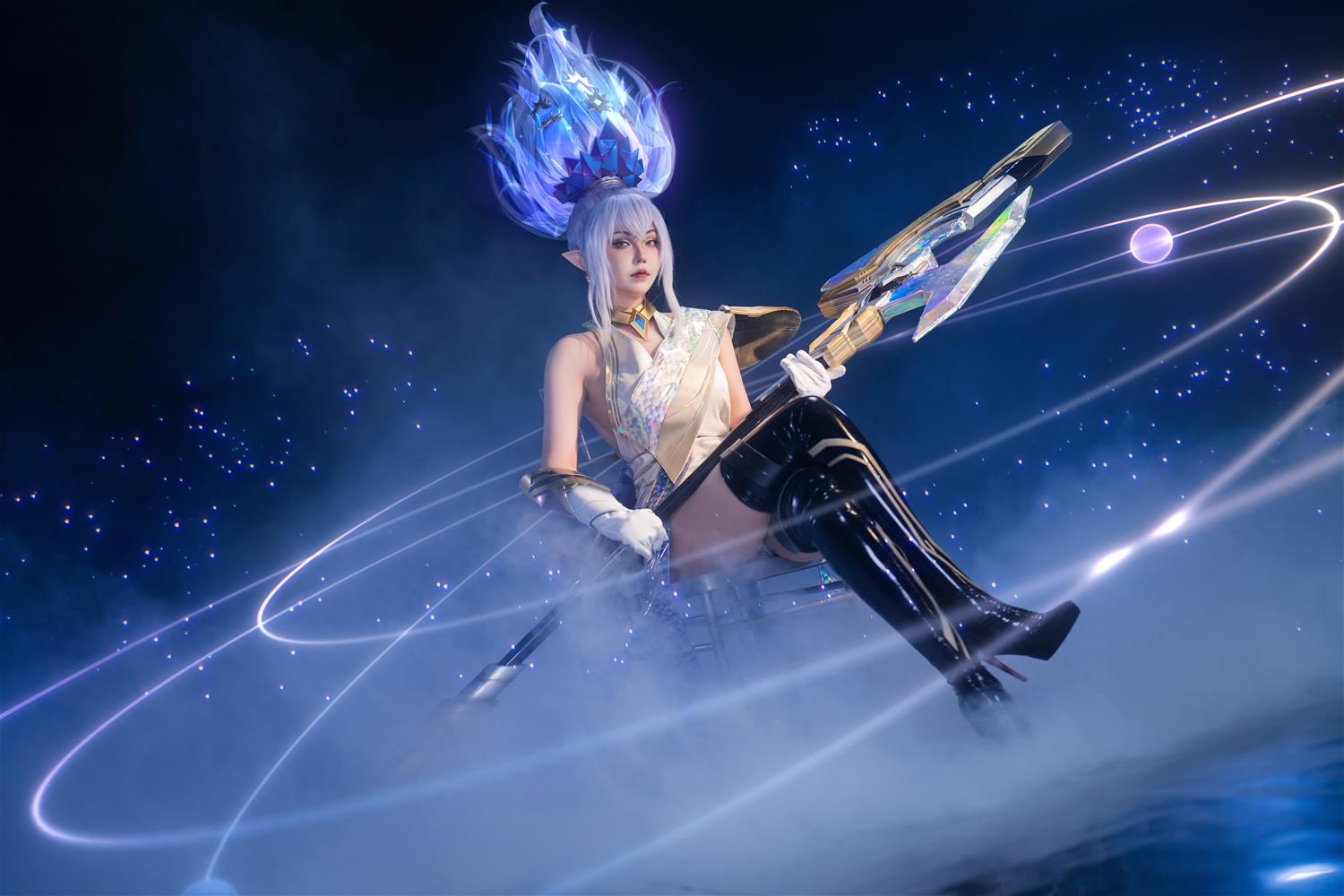 菌烨tako 23年1月至臻风女 [12P-253MB]