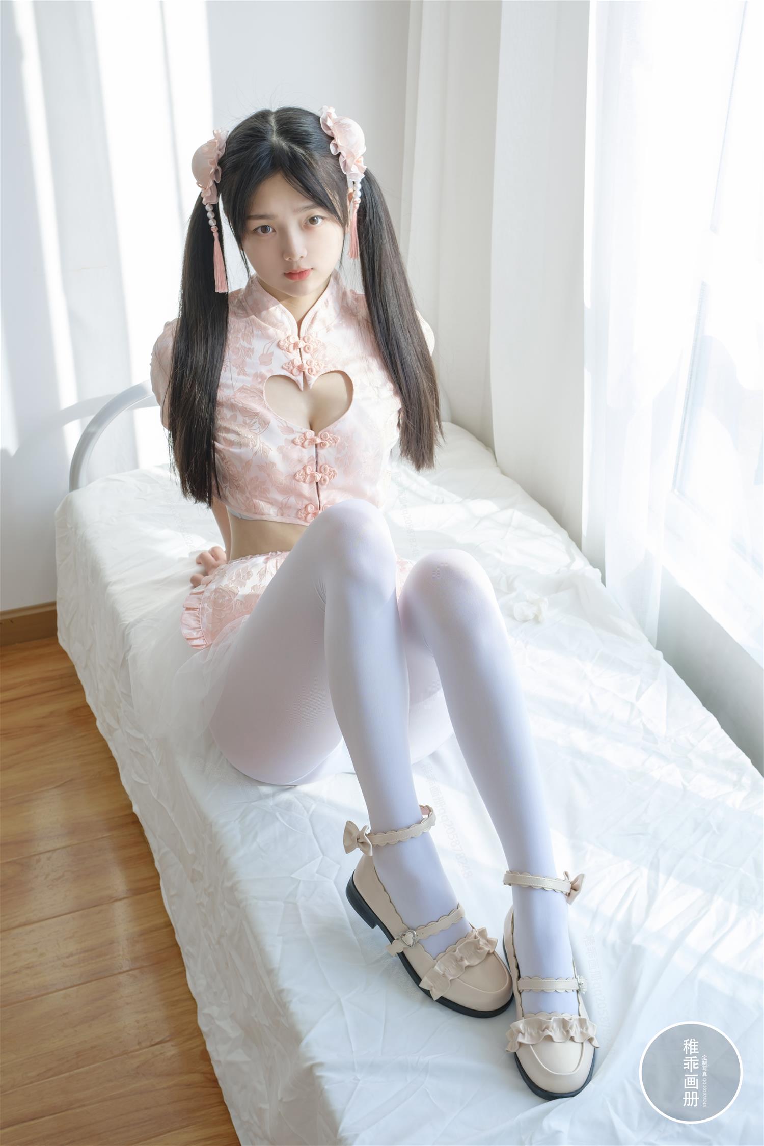 稚乖画册 晴空-009 夜夜 [84P1V-1.29GB]