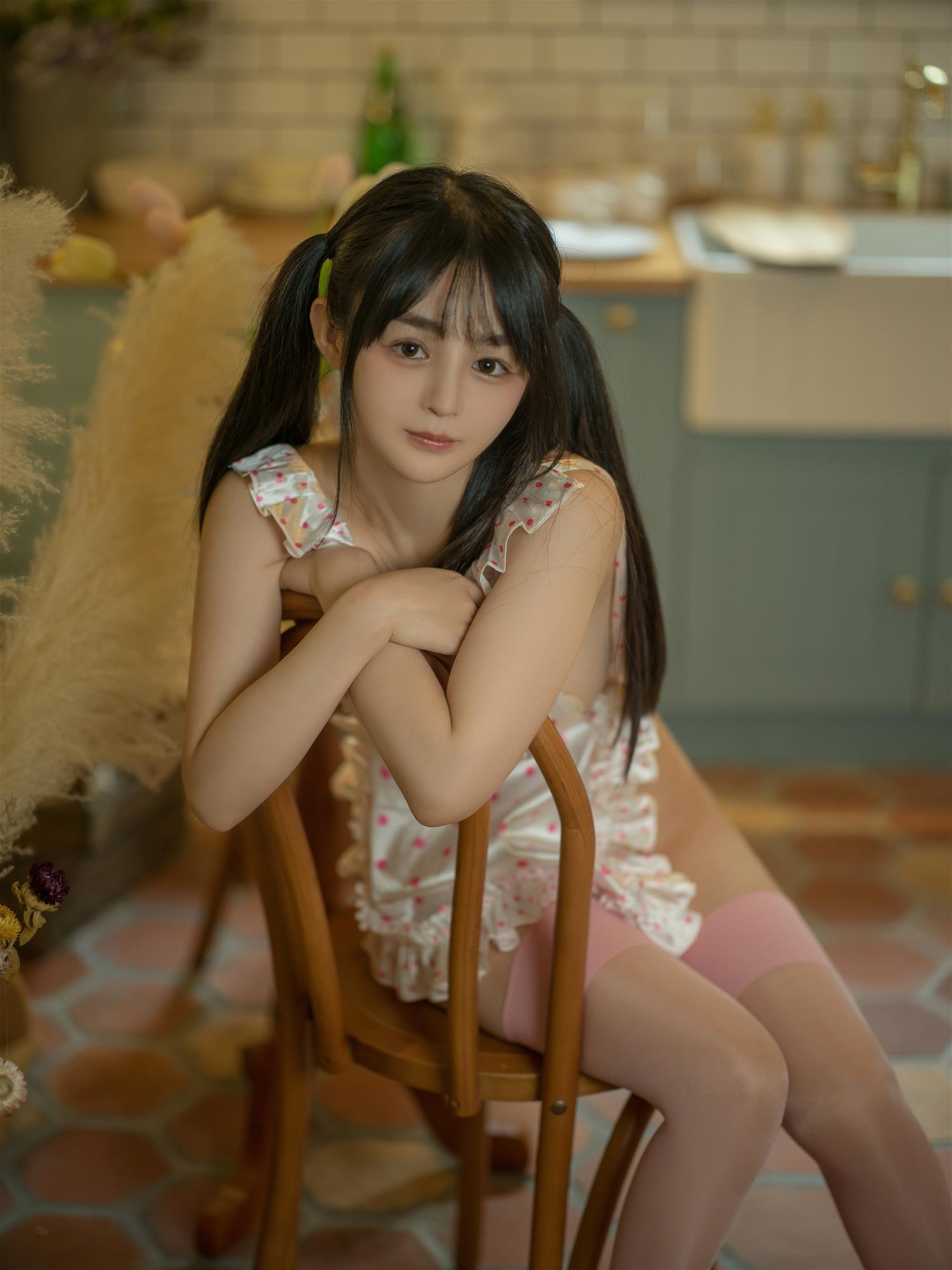 桜井宁宁 围裙厨房 [85P-712MB]