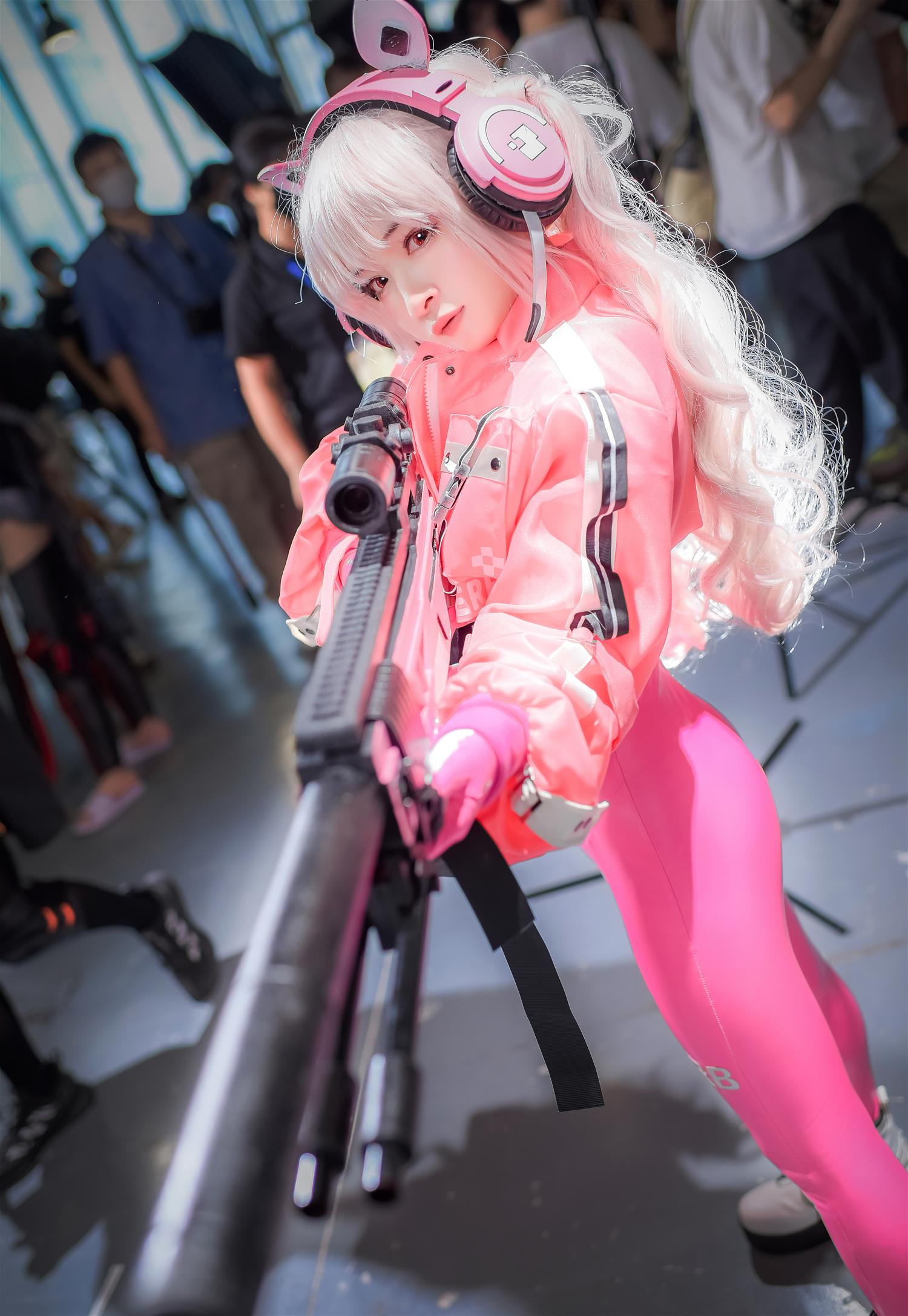 九九八XY 萤火虫漫展 胜利女神 爱丽丝 [18P-102MB]