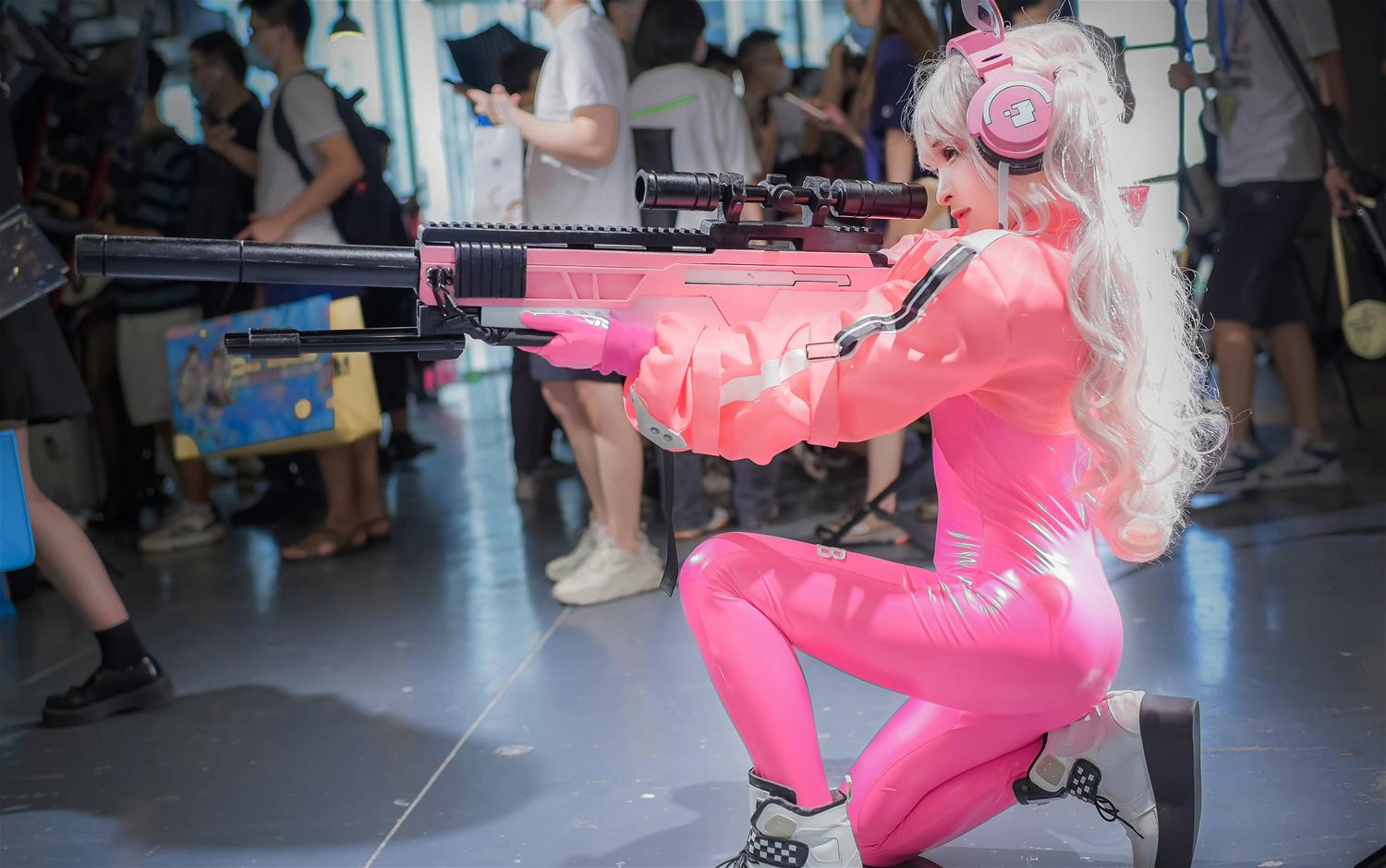 九九八XY 萤火虫漫展 胜利女神 爱丽丝 [18P-102MB]