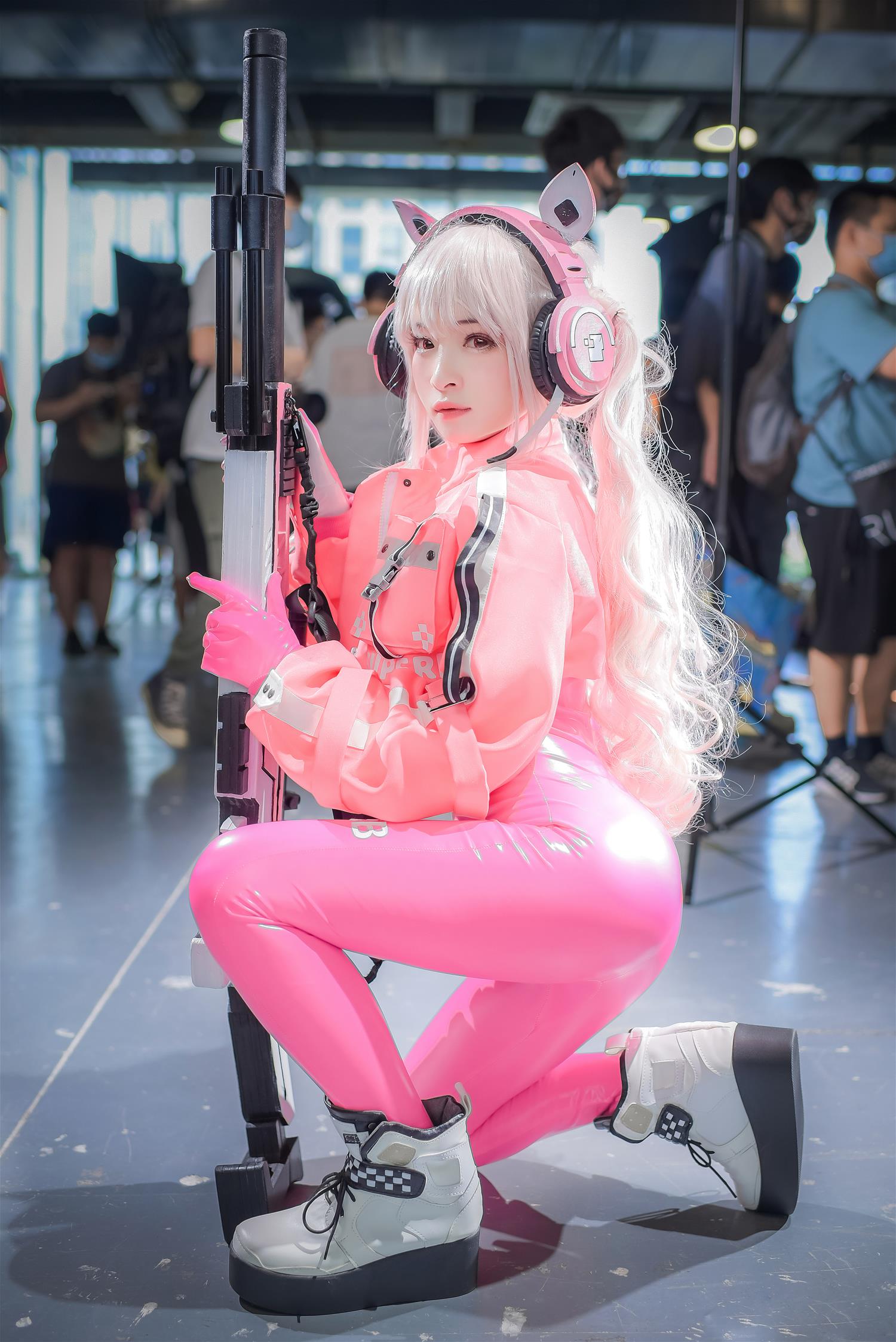 九九八XY 萤火虫漫展 胜利女神 爱丽丝 [18P-102MB]