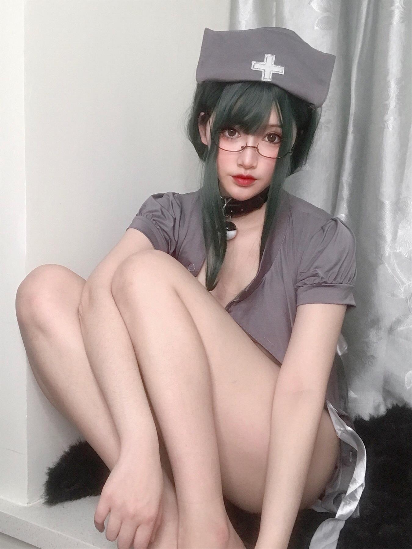 你十七鸽 灰色护士 [146P1V-280MB]