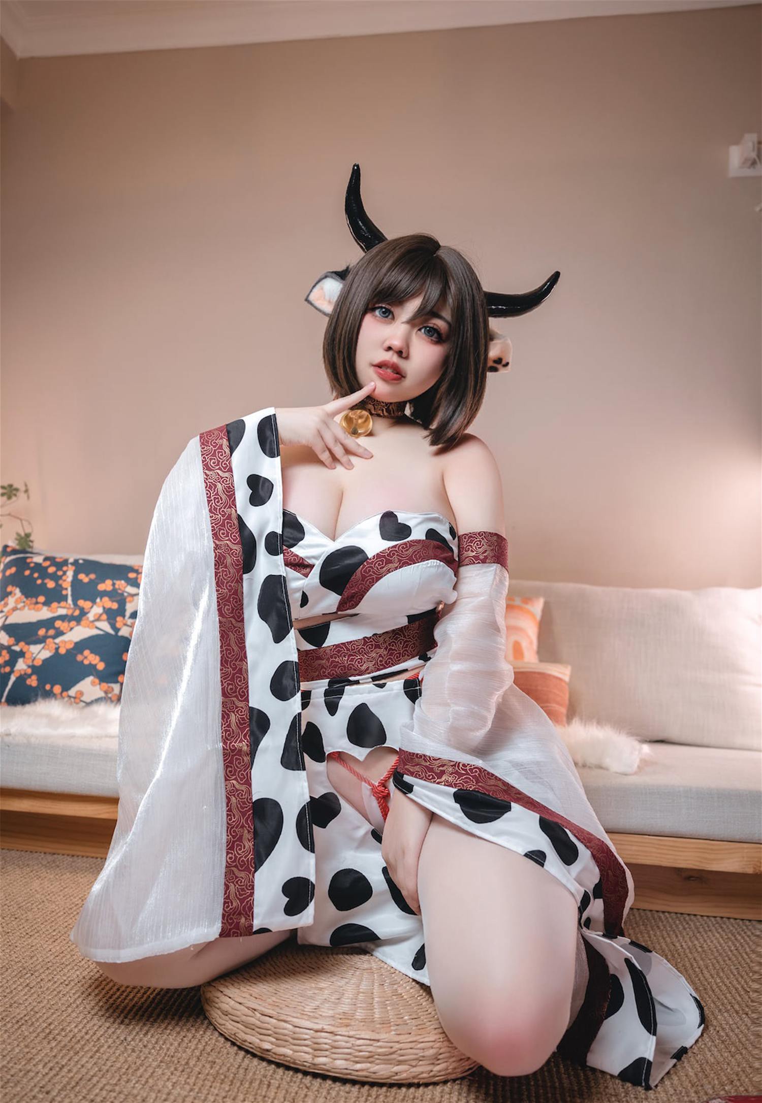 啊日日_Ganlory 和风乳牛 [59P1V-782MB]