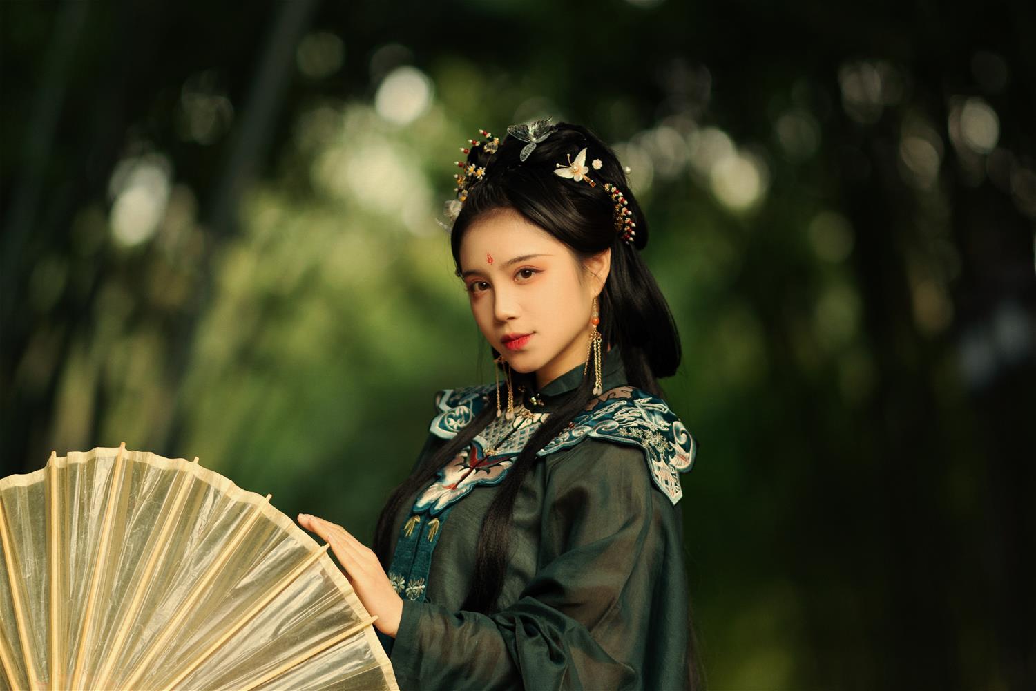 贰加六 谷雨 [36P-443MB]