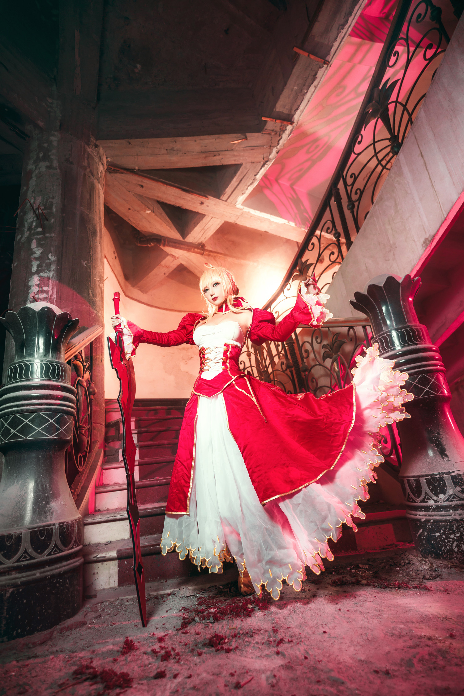 是兔哥 - 尼禄一破三破 [18P]