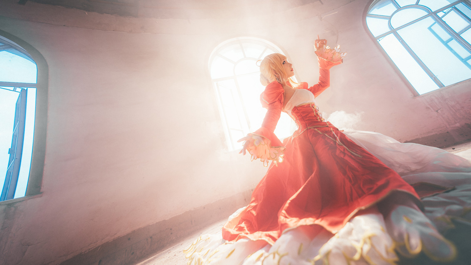 是兔哥 - 尼禄一破三破 [18P]