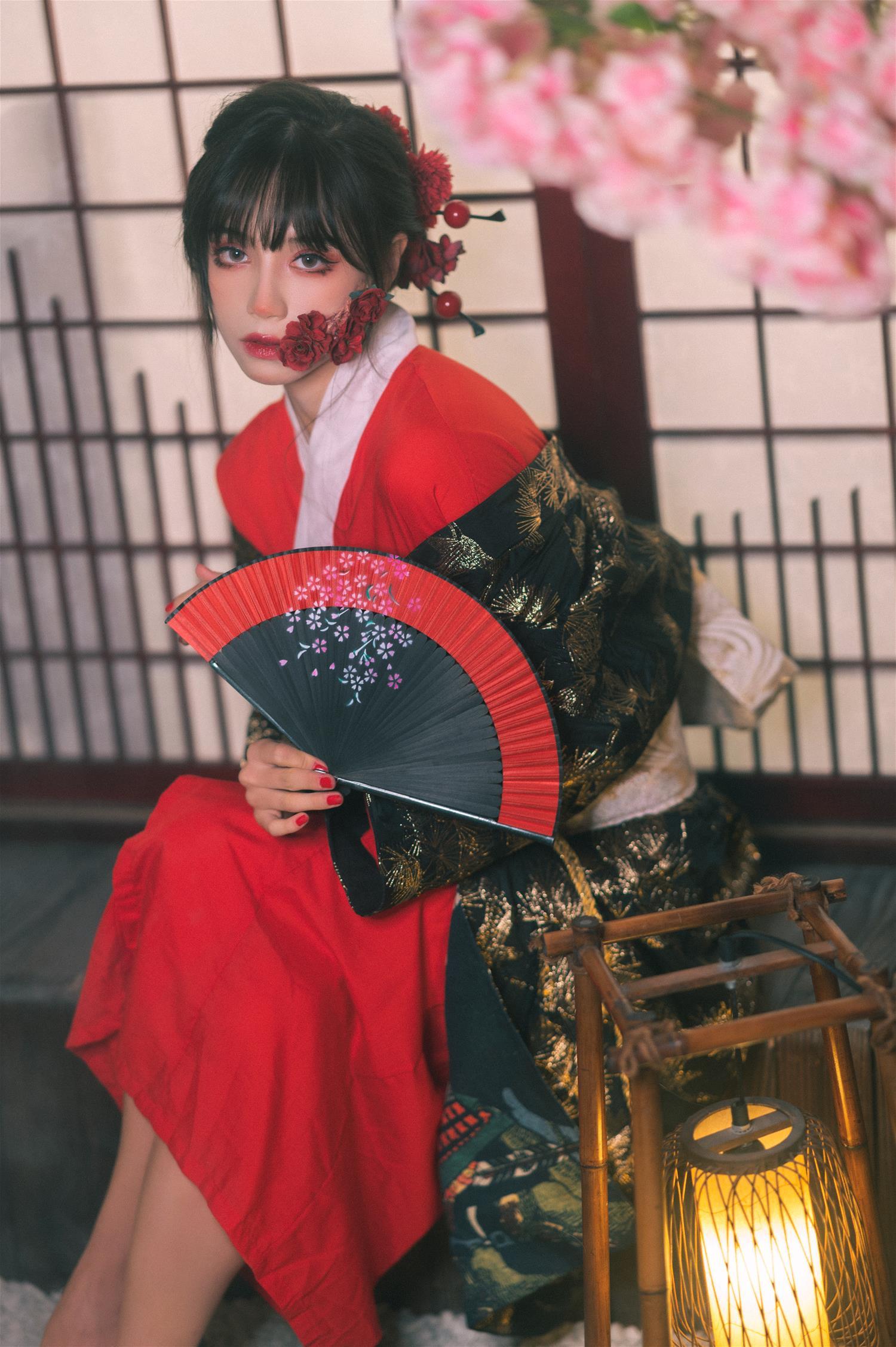 贰加六 裂口女 [37P-406MB]