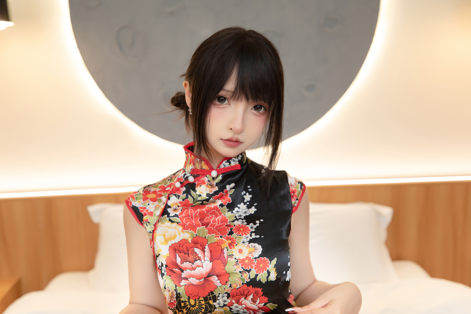 神楽坂真冬 VOL.136 古典旗袍 [75P2V-250MB]