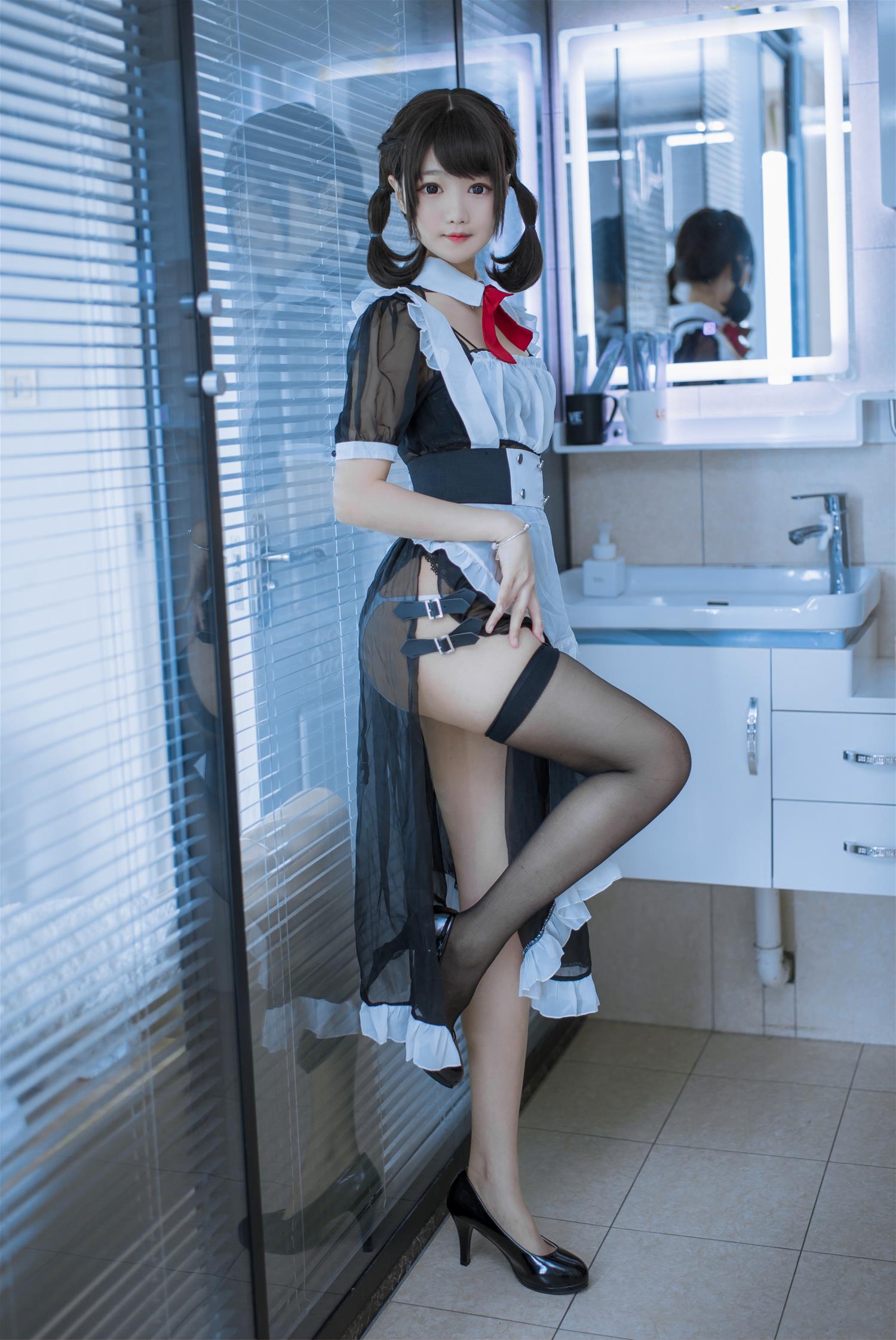 羽天shine 黑色女仆 [36P-132MB]