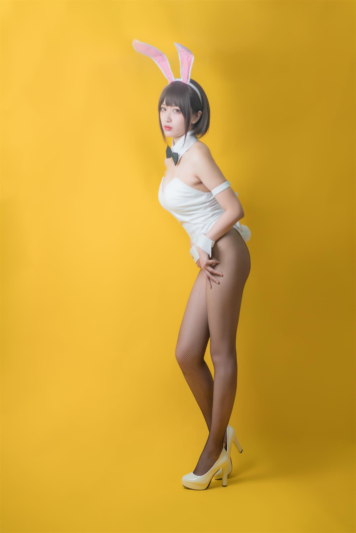 轩萧学姐 加藤惠兔女郎 [32P-115MB]