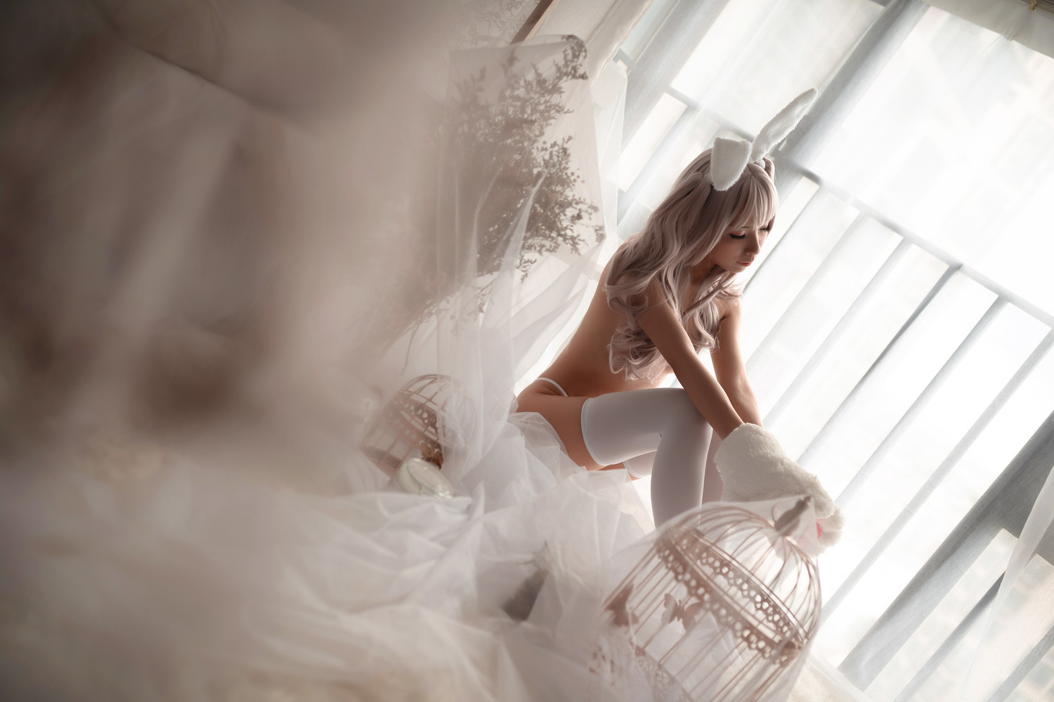 莉莉丝 - 黑皮兔兔 [13P]