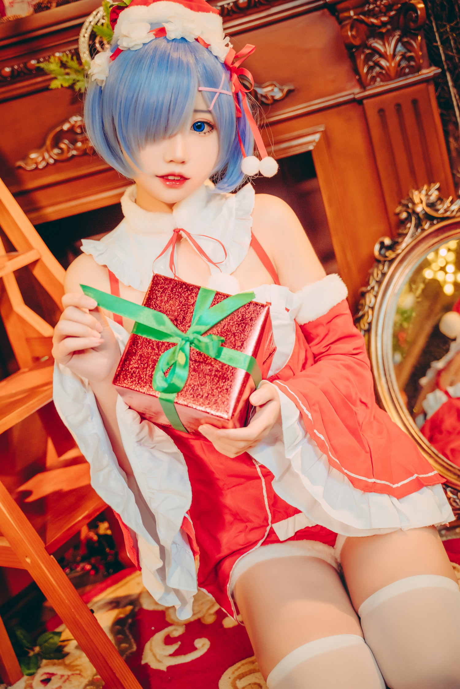 猫君君_MaoJun – 蕾姆圣诞 [55P]