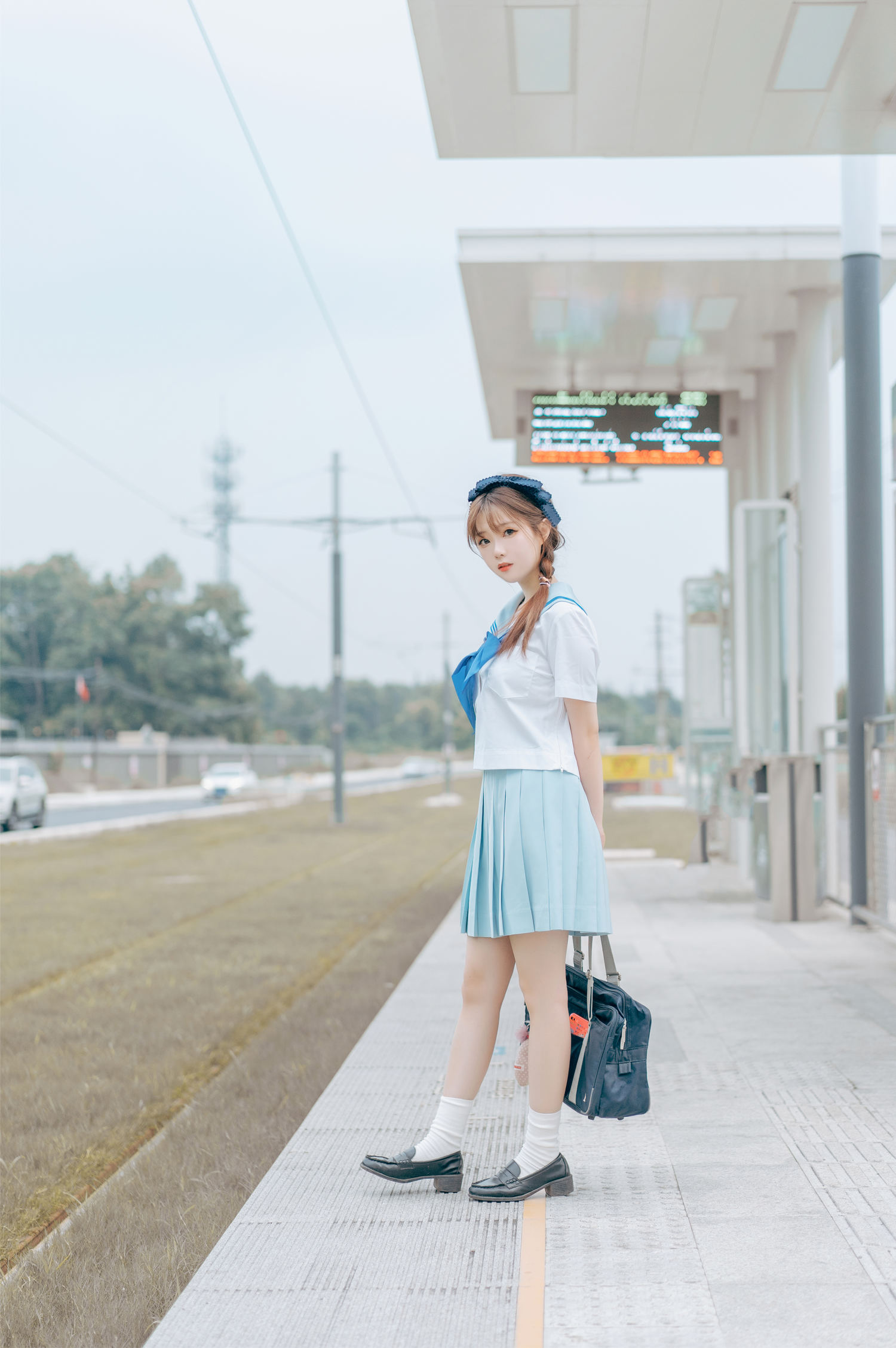 嶋葵 - 夏の日記 [25P]