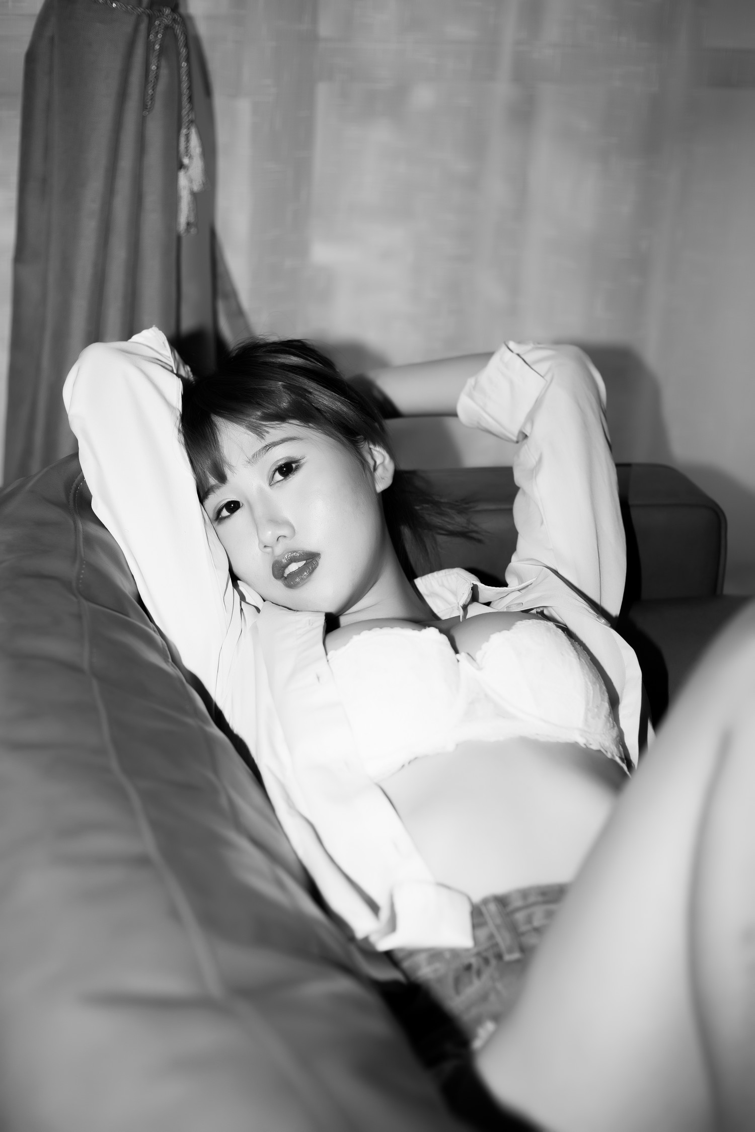 镜Akonya - 衬衫 [14P]