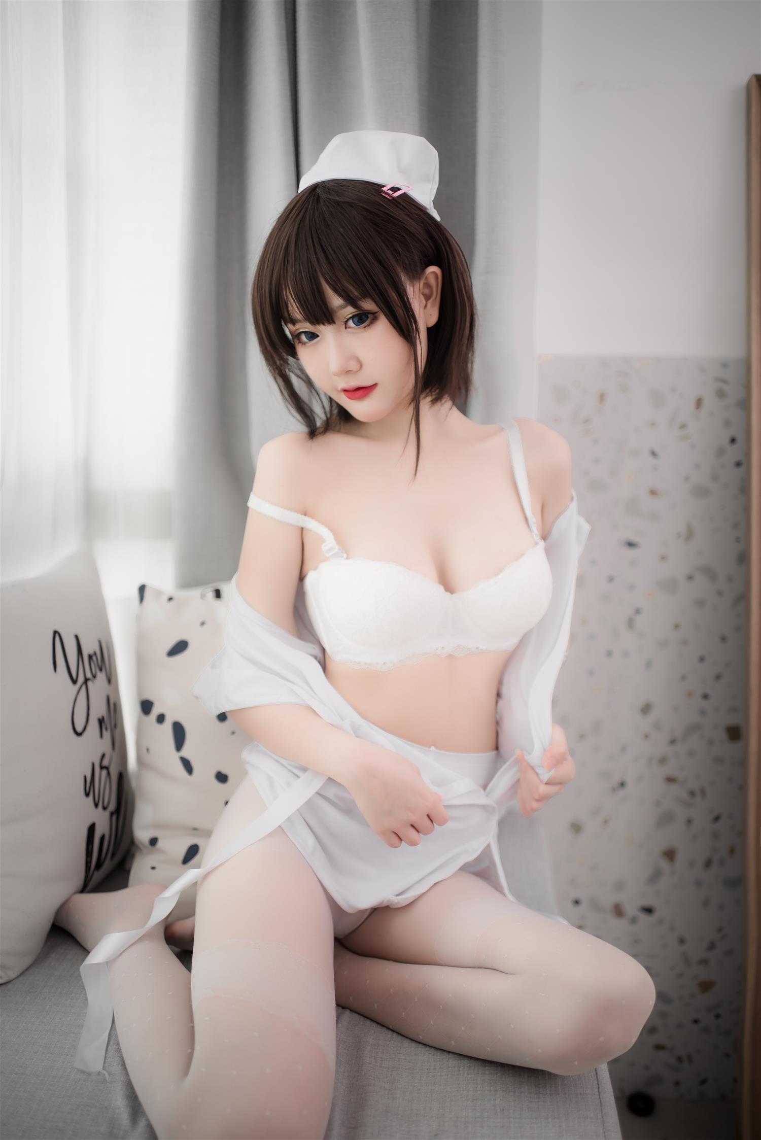 您的蛋蛋 白丝护士 [40P-234MB]