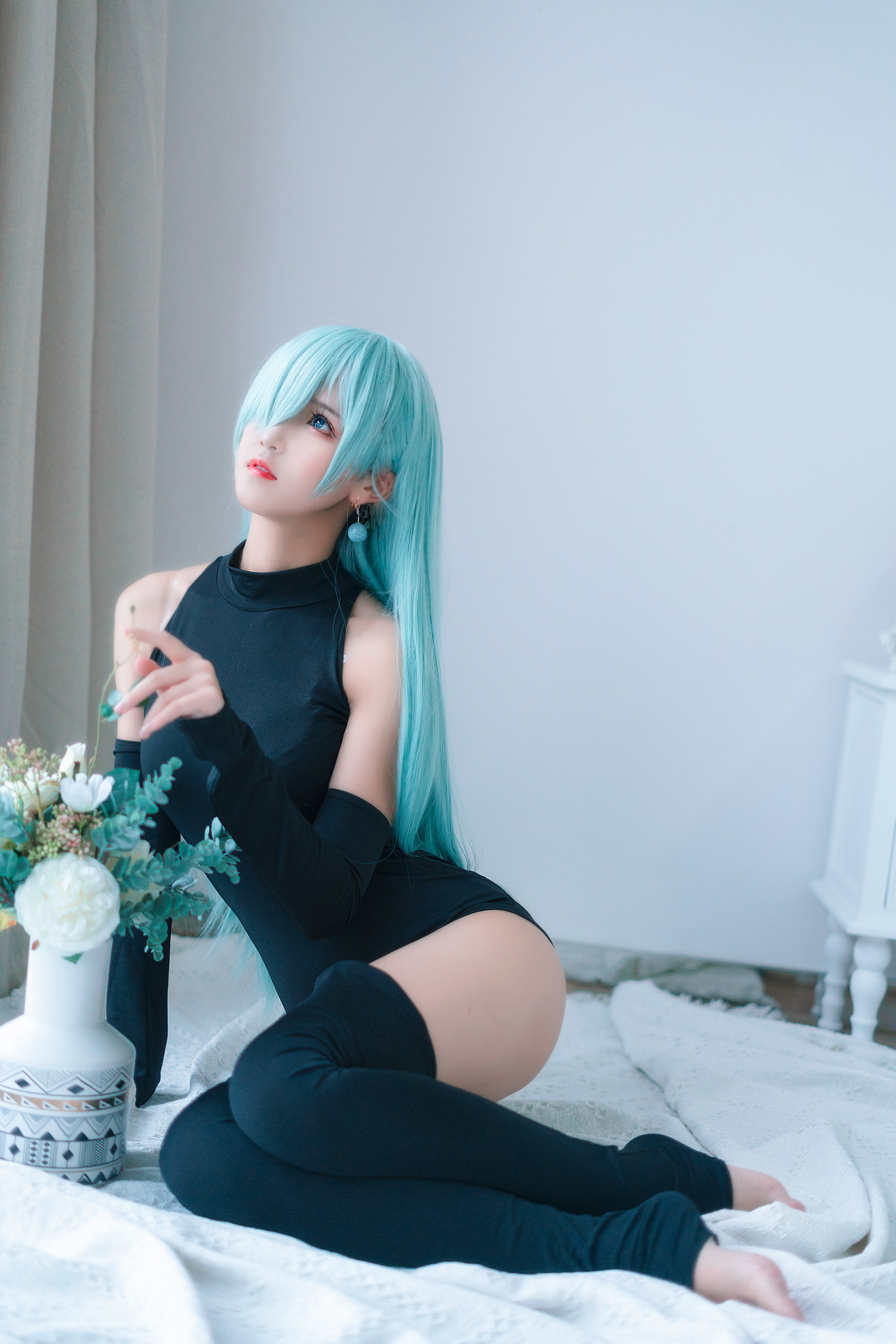 三度_69 - 伊丽莎白紧身衣 [44P]