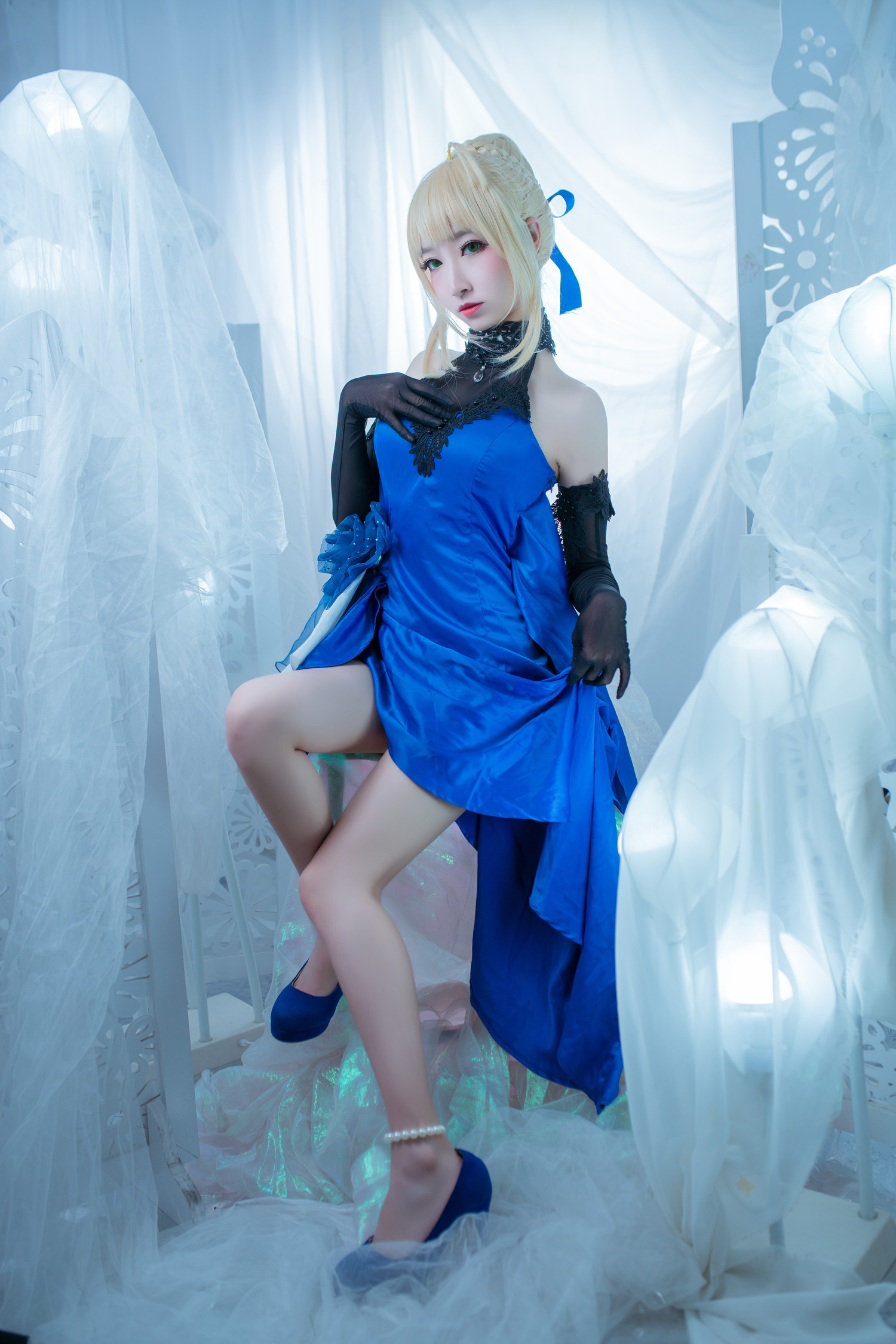 南咲咲咲 - SABER蓝礼服 [10P]