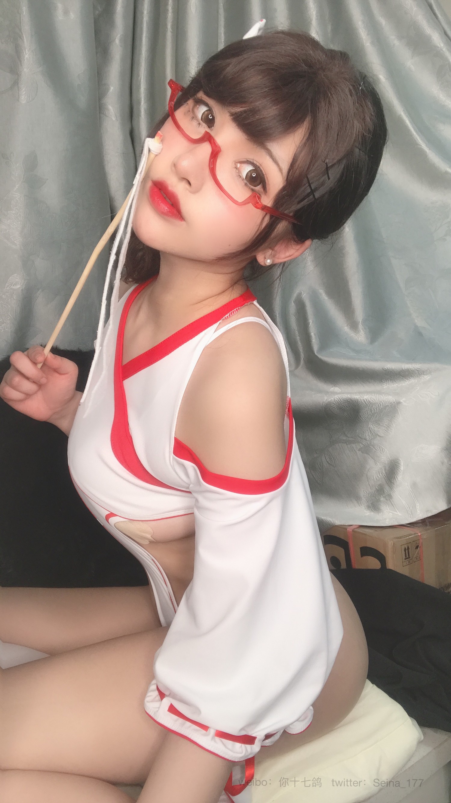 你十七鸽 - 巫女自拍 [45P]