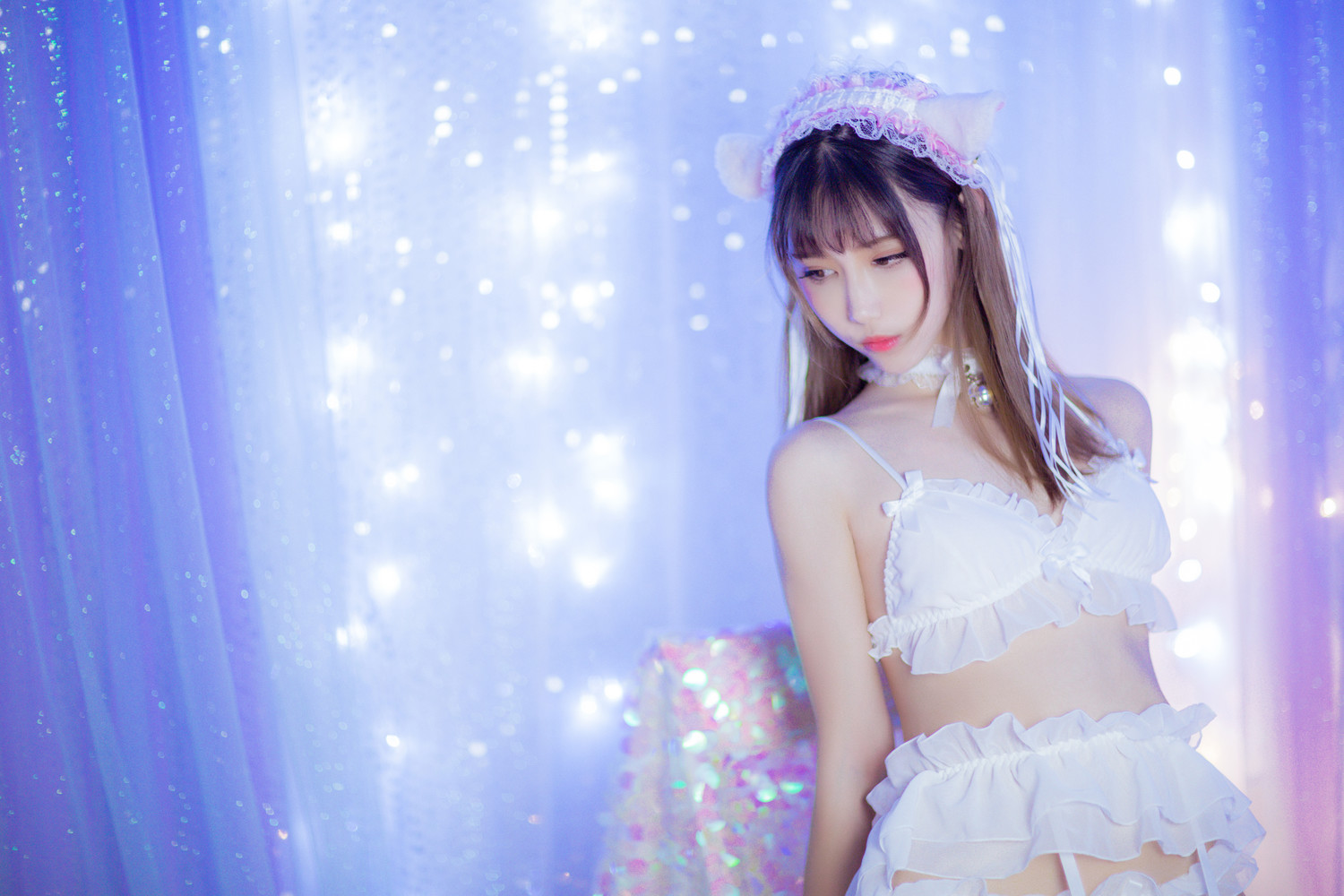 维池娘娘 - 白衣服 [22P]