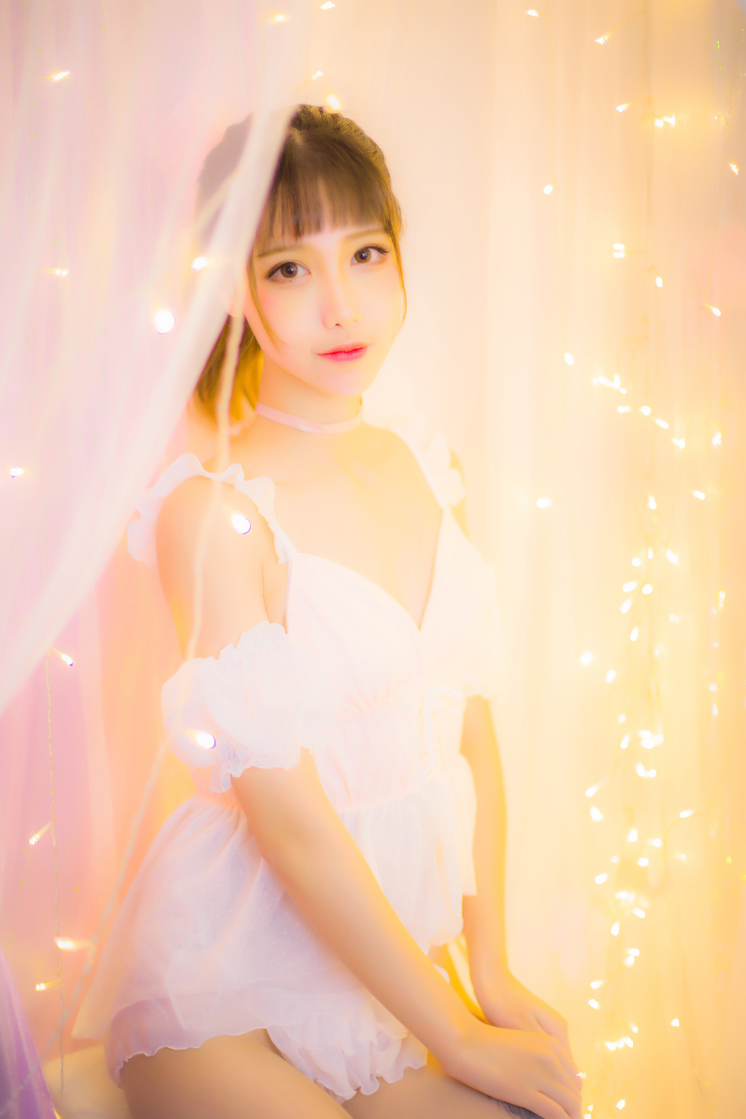 维池娘娘 - 粉衣服 [20P]