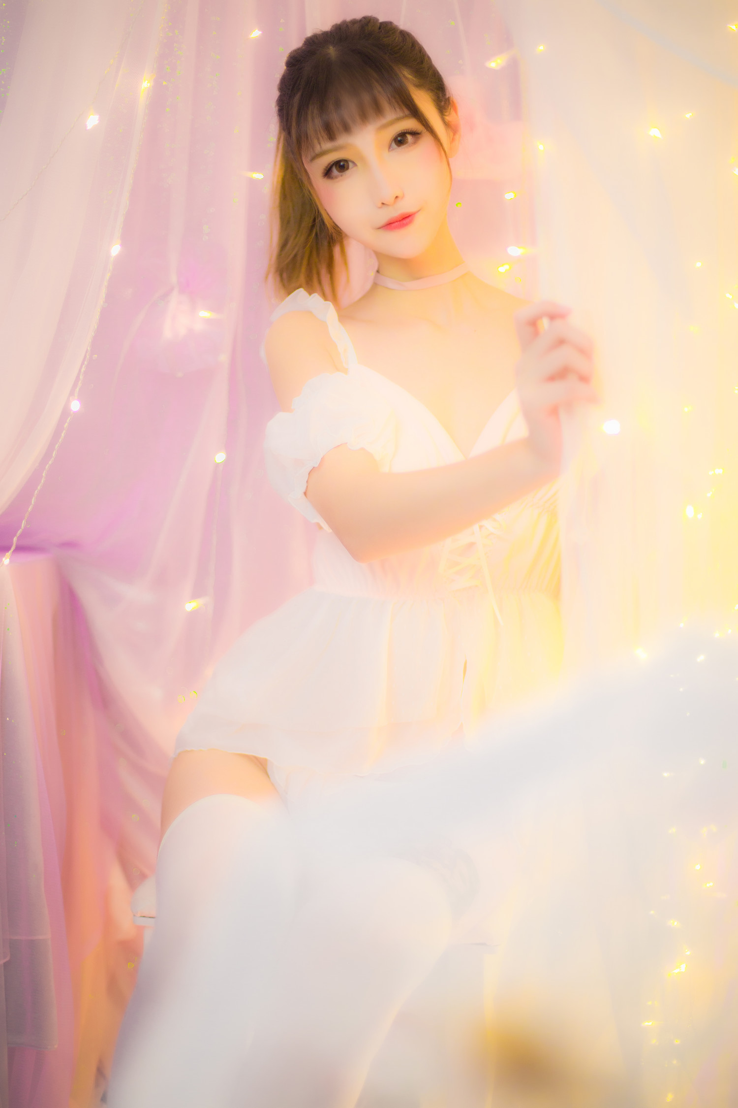 维池娘娘 - 粉衣服 [20P]