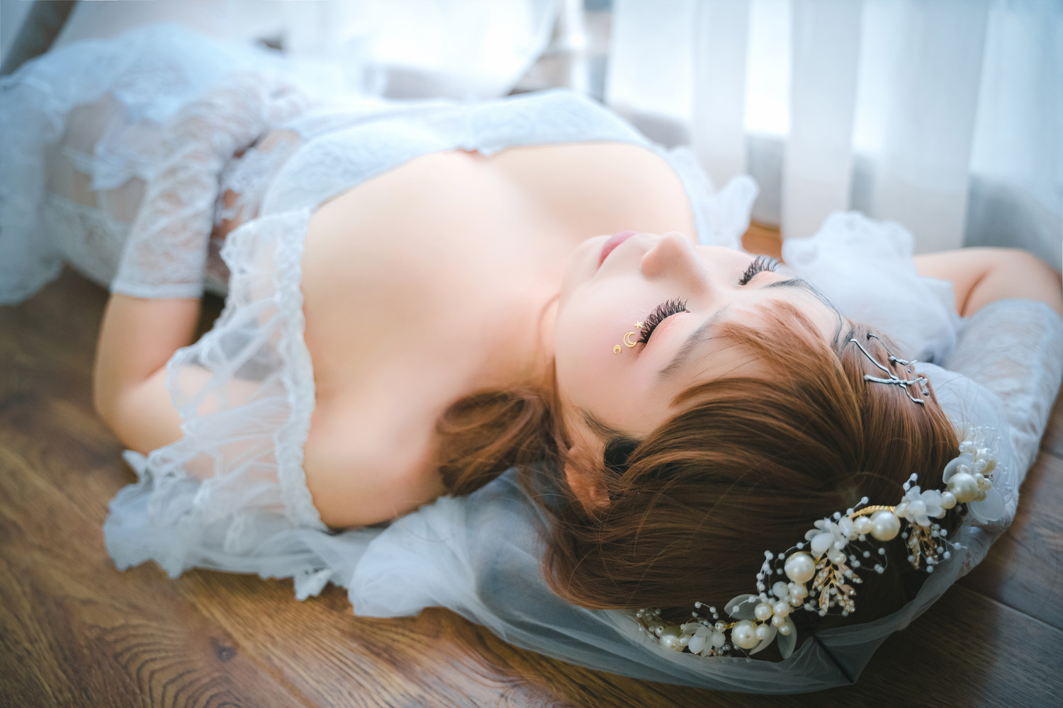 无颜小天使wy - 生日花嫁 [33P]